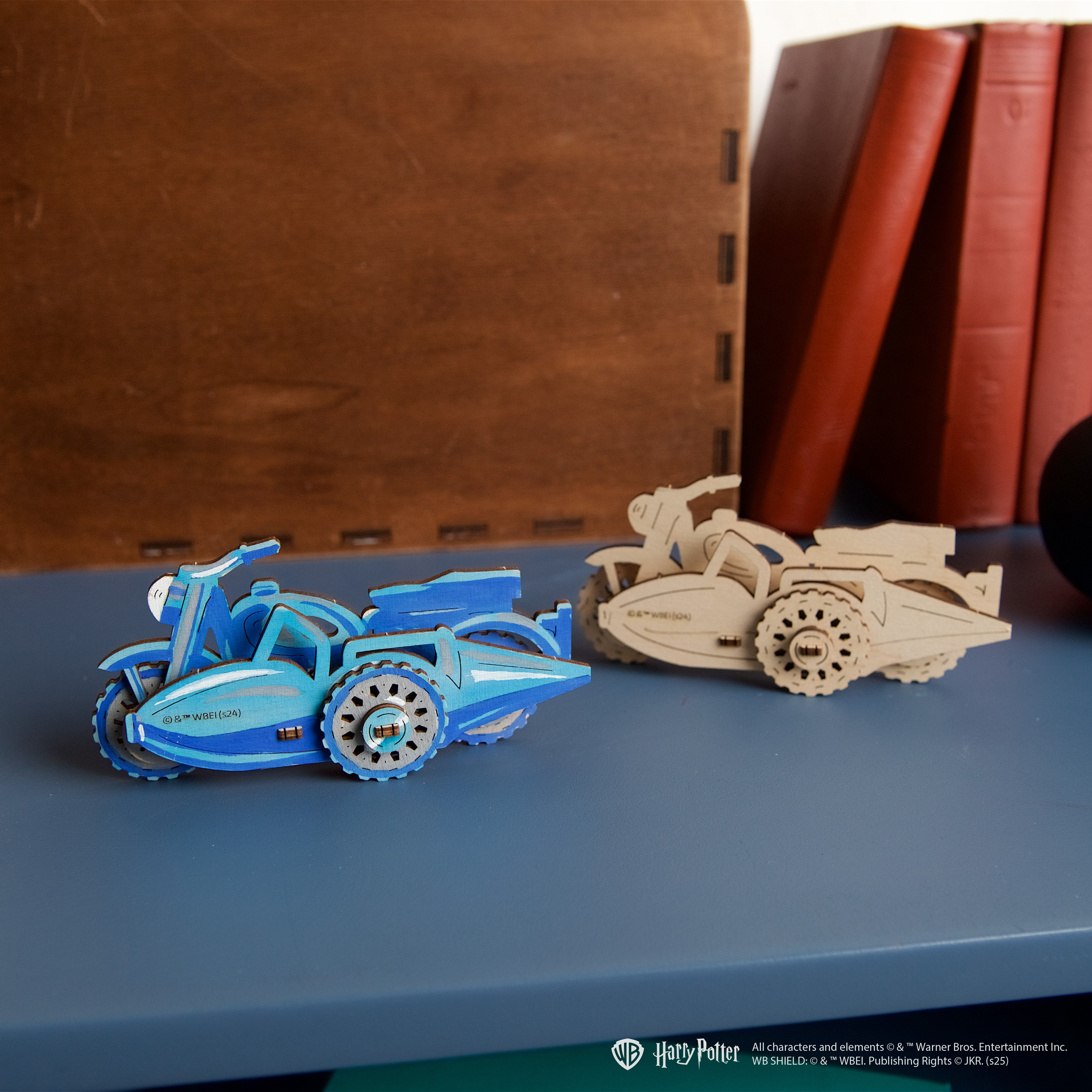 ugears-hagrid-s-flying-motorbike-moto-volante-3d-in-legno-da-colorare image 6