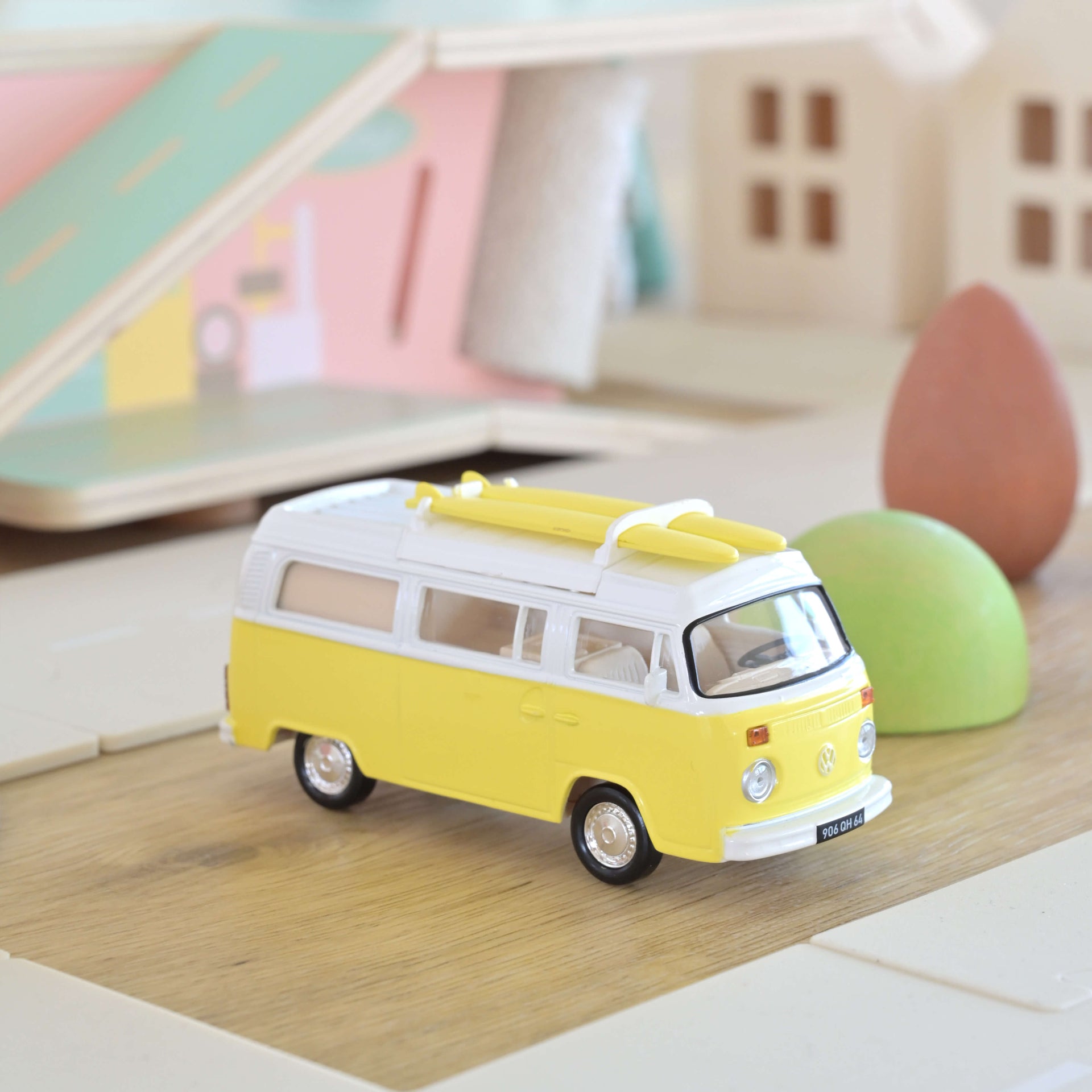 norev-vw-combi-t2b-camper-van-1973-yellow-jet-car-modellino-1-43 image 1