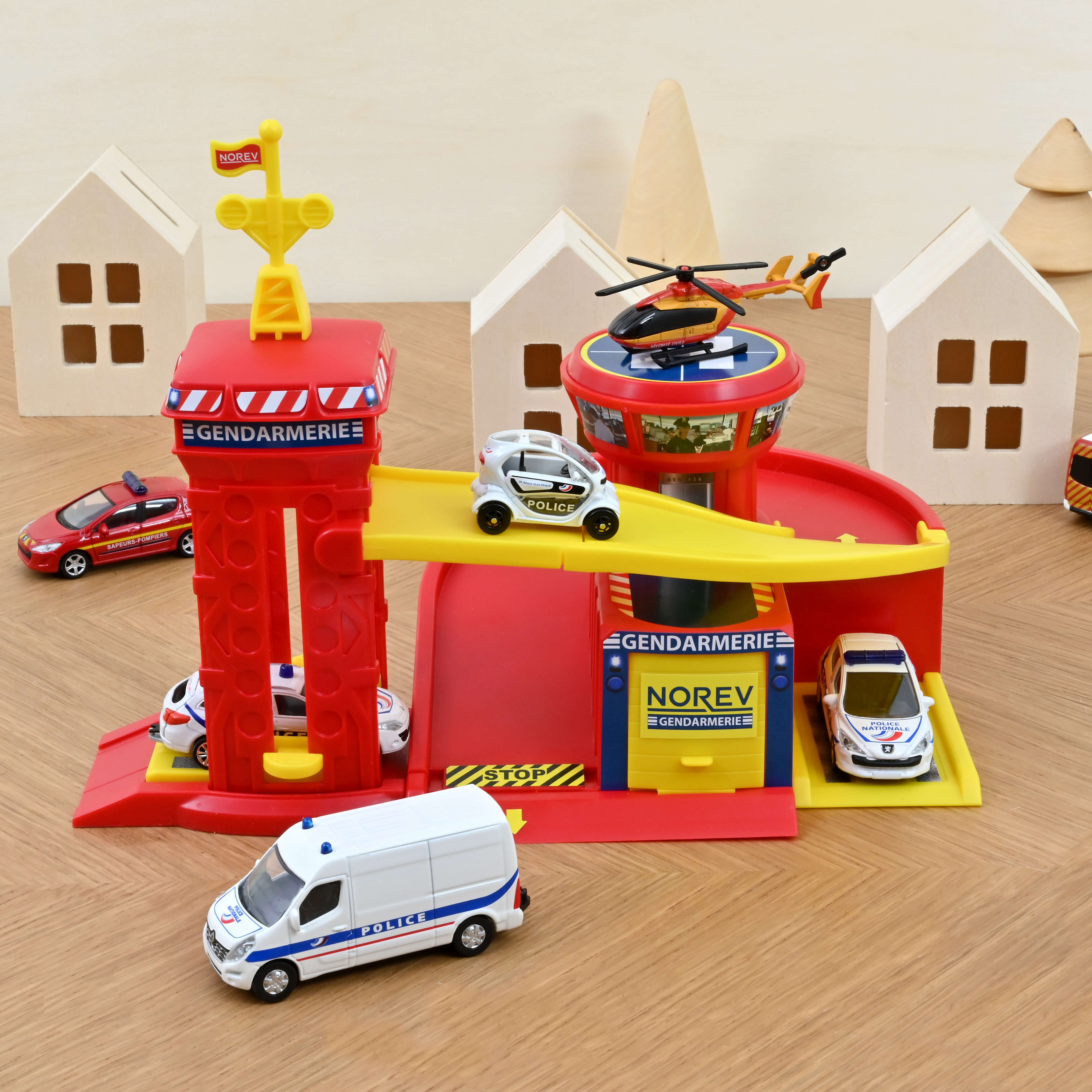 norev-centre-de-secours-pompieri-e-gendarmeria-playset-1-64-veicolo image 2