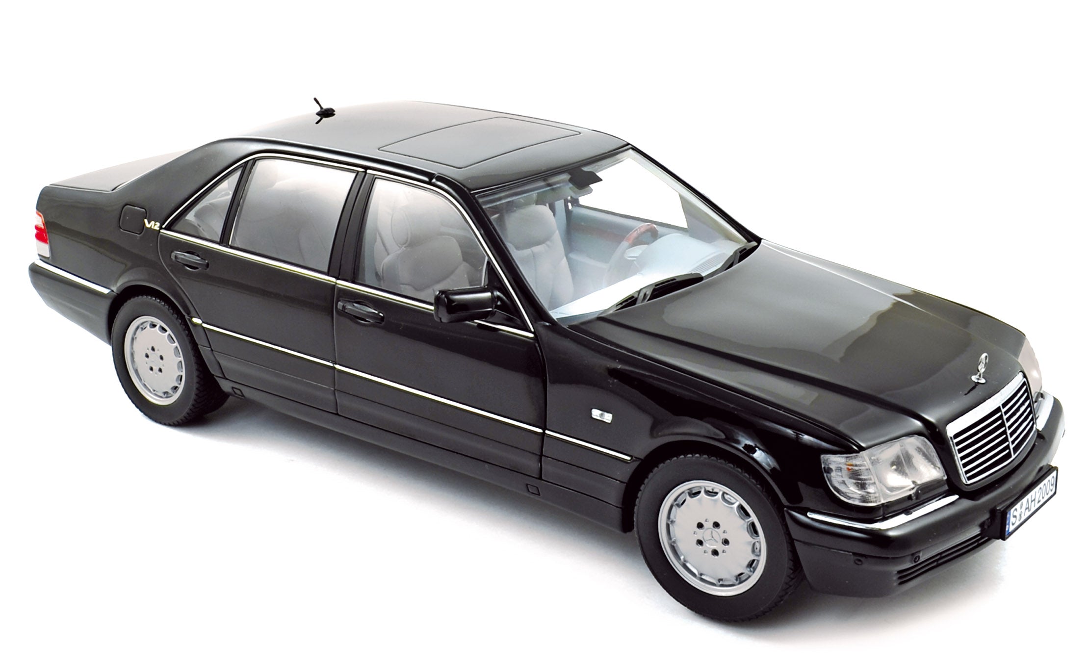 norev-mercedes-benz-s600-1997-1-18-modellino-auto-bornit-metallizzato image 1