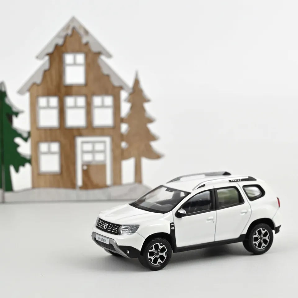 norev-dacia-duster-2020-modellino-1-43-blanc-glacier image 1