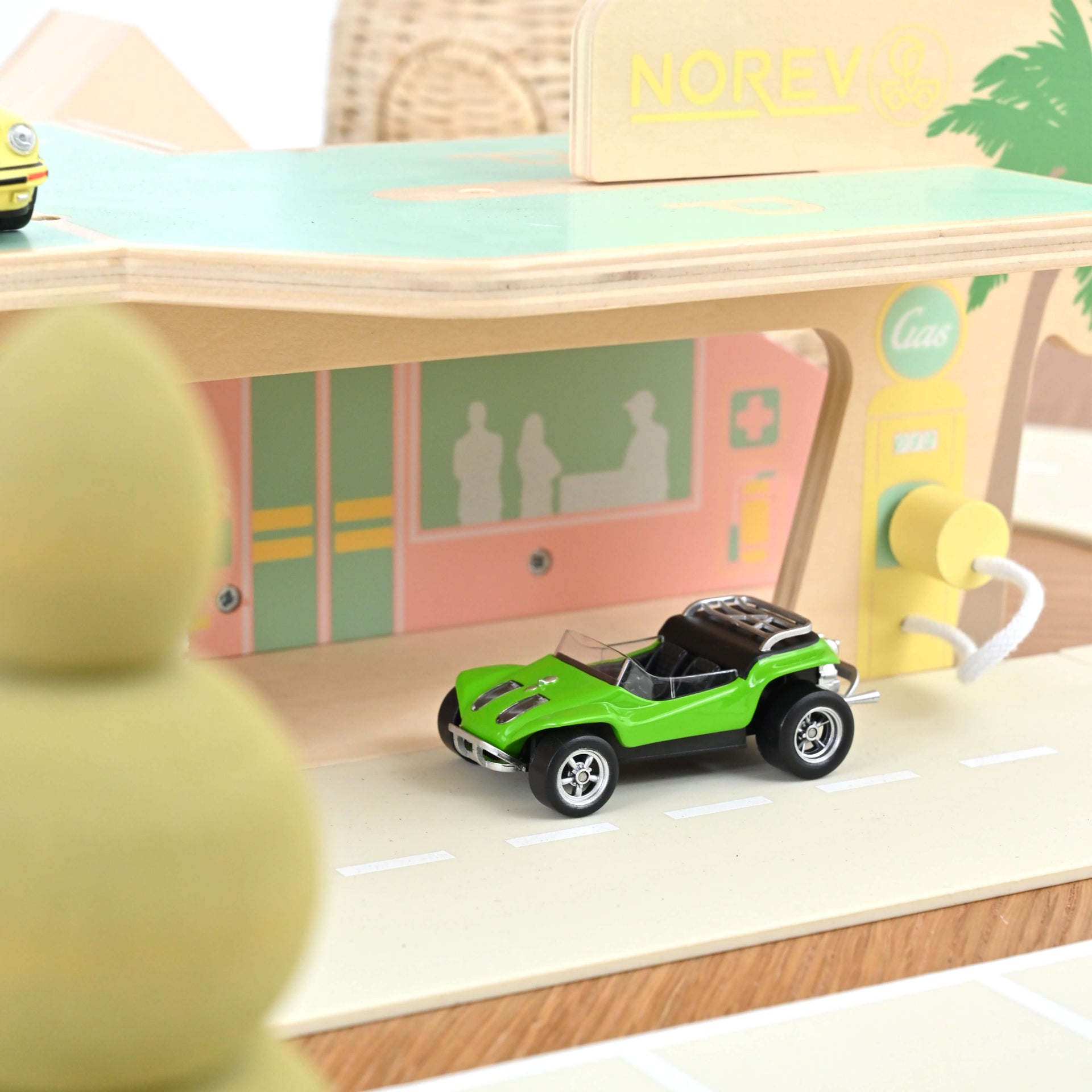 norev-con-ferr-dune-buggy-1968-modellino-auto-1-43-verde-jet-car image 1