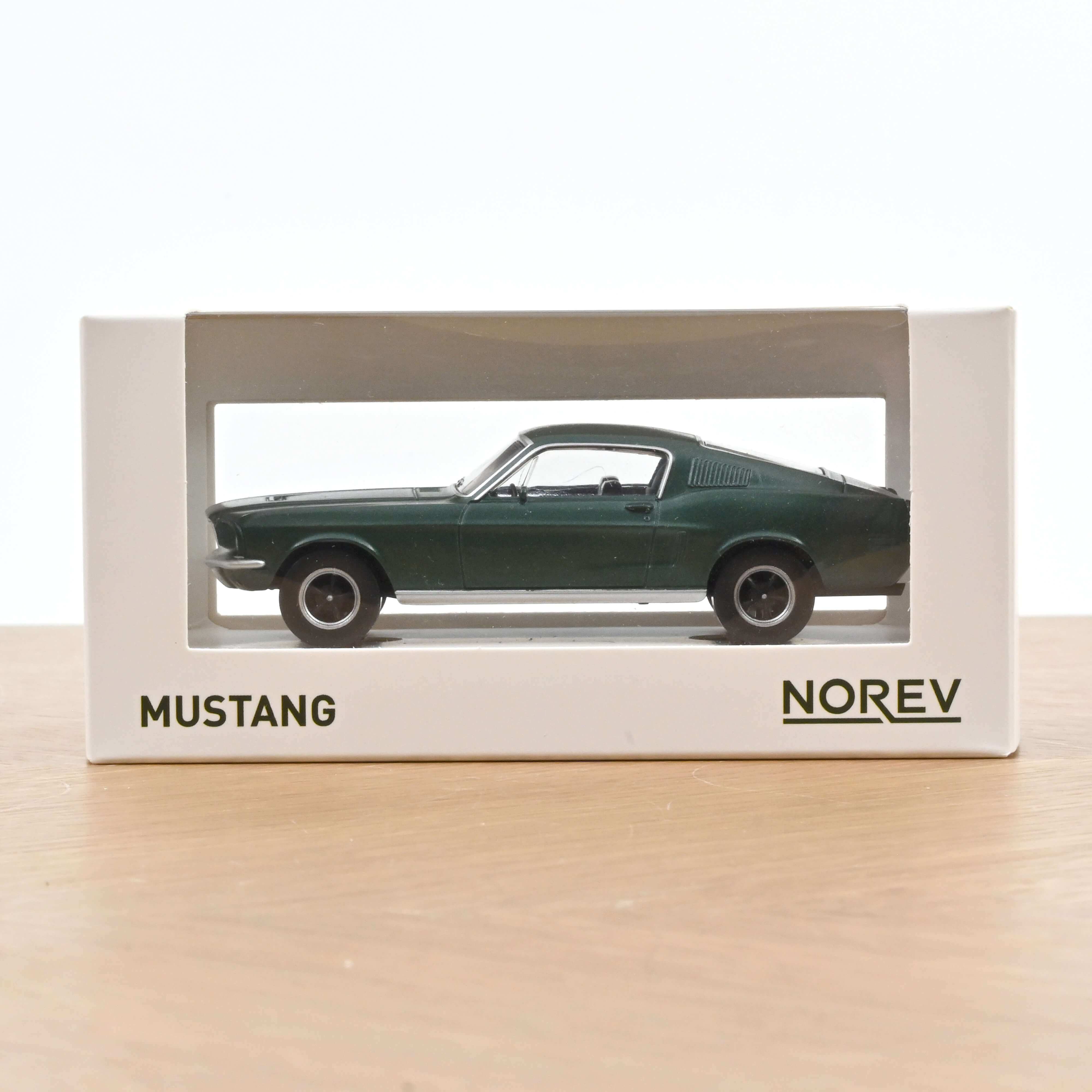 norev-ford-mustang-fastback-1968-verde-satinato-metallizzato-jet-car-modellino-1 image 2