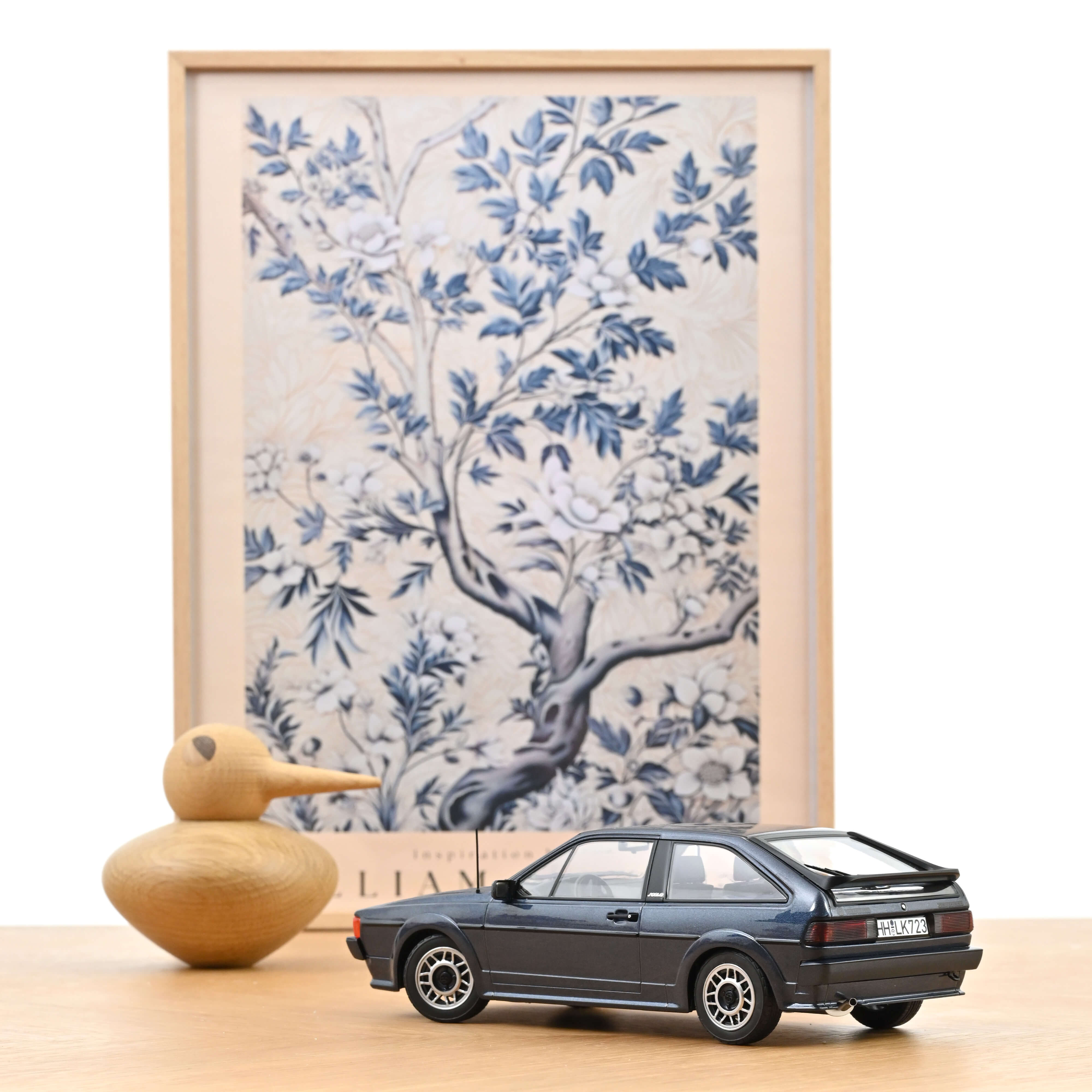 norev-vw-scirocco-scala-1987-bleu-helios-m-tallis-1-18-modellino-youngtimer image 2