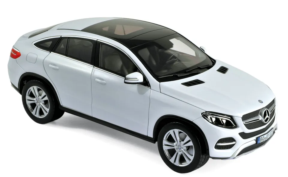 norev-mercedes-benz-gle-coup-2015-modellino-auto-1-18-bianco image 1