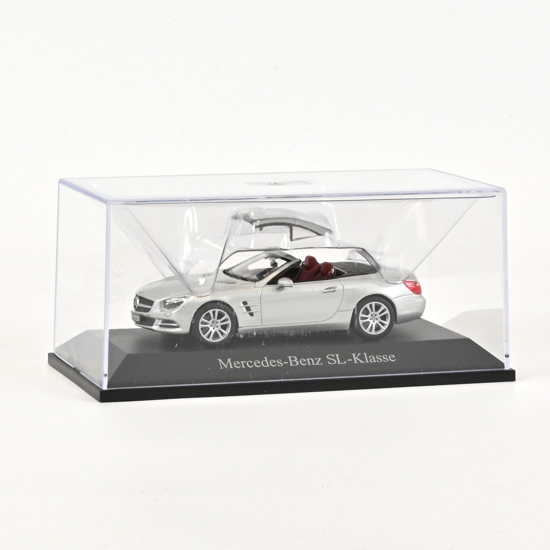 norev-mercedes-benz-sl-class-modellino-auto-1-43 image 1