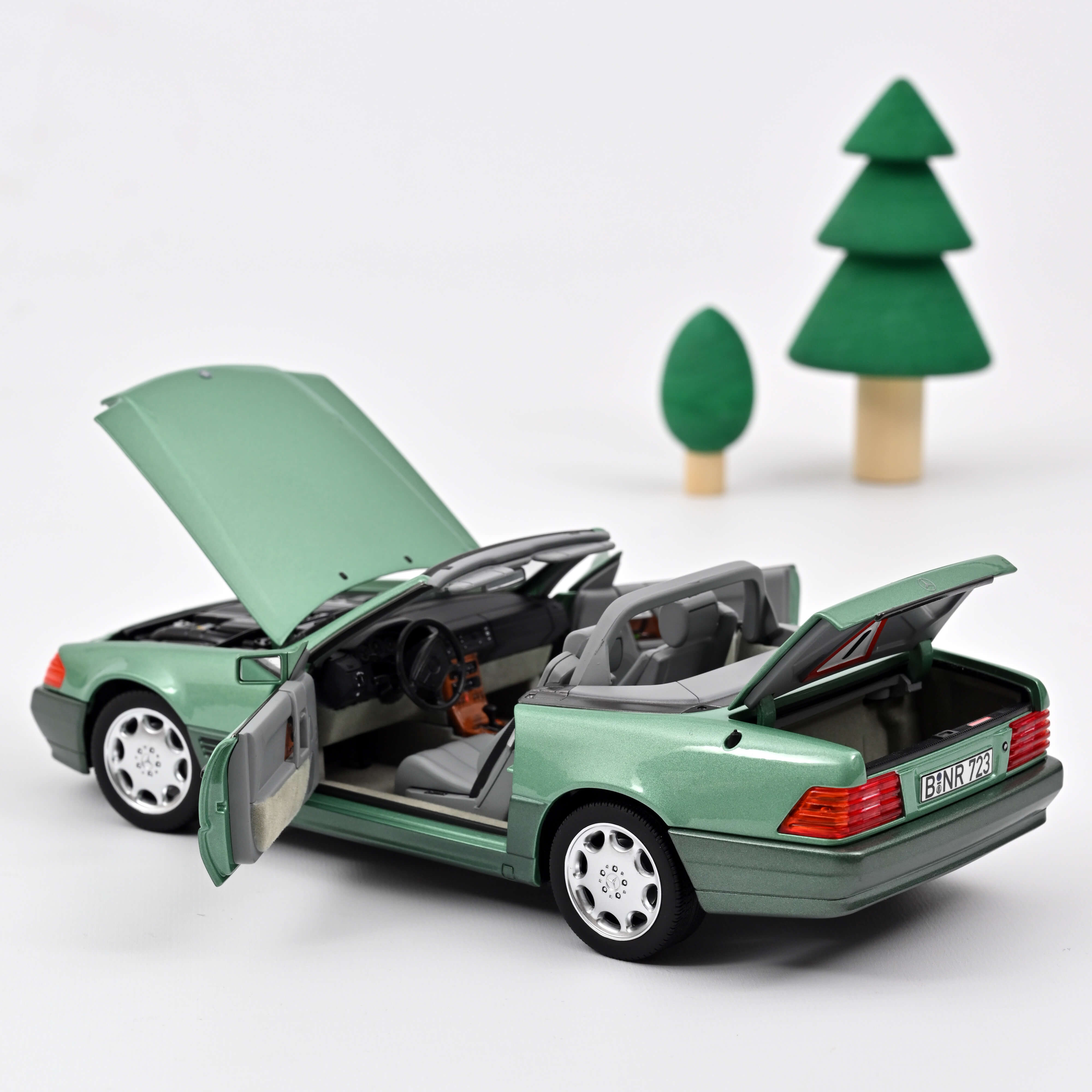 norev-mercedes-benz-500-sl-1989-1-18-modellino-die-cast-verde-metallizzato-edizi image 2