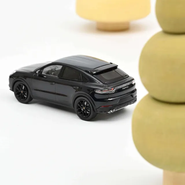 norev-porsche-cayenne-s-coup-2019-modellino-die-cast-1-43-blu-metallizzato image 1