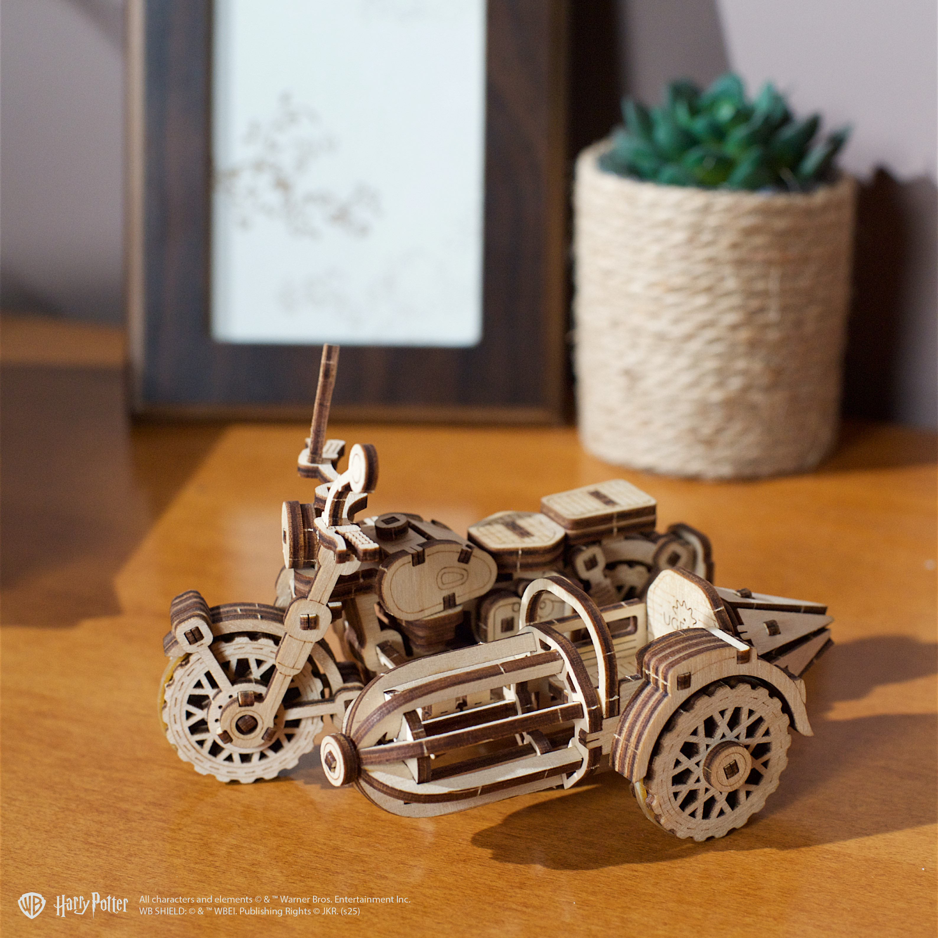 ugears-moto-volante-di-hagrid-con-sidecar-harry-potter image 7
