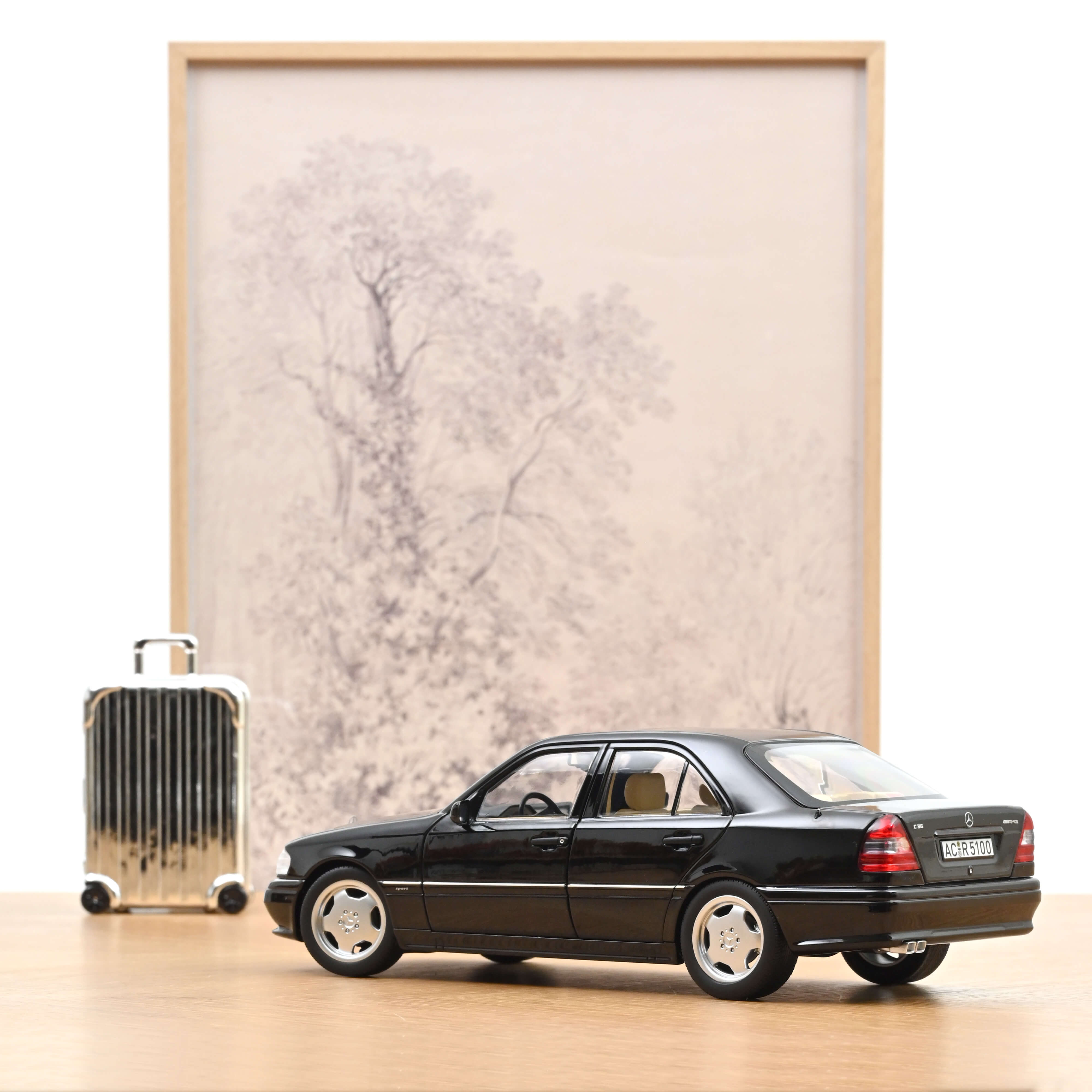 norev-mercedes-benz-c36-amg-1993-modellino-auto-1-18-nero-ossidiana-metallizzato image 3