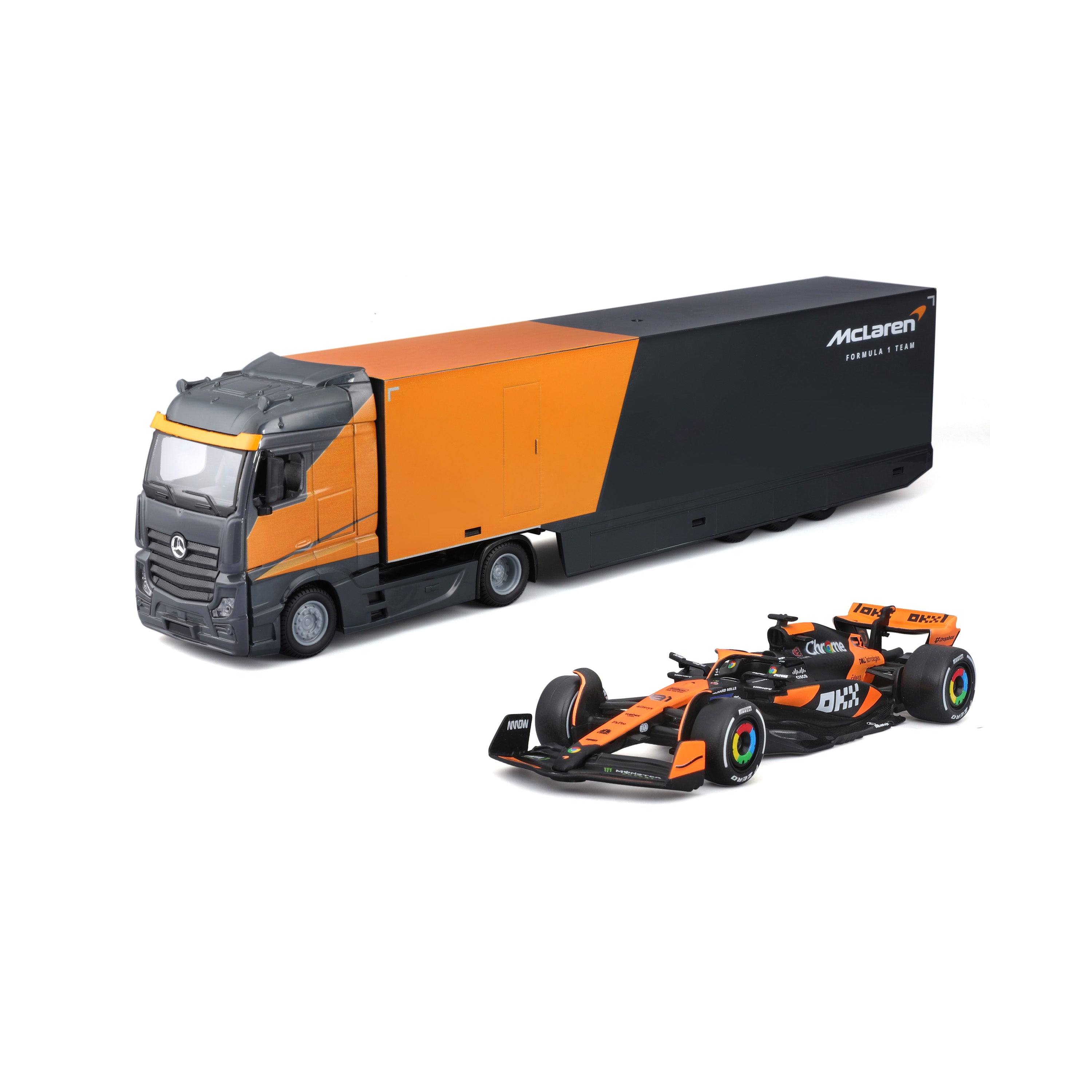 bburago-mercedes-truck-mclaren-mcl38-4-norris-set-1-43 image 1