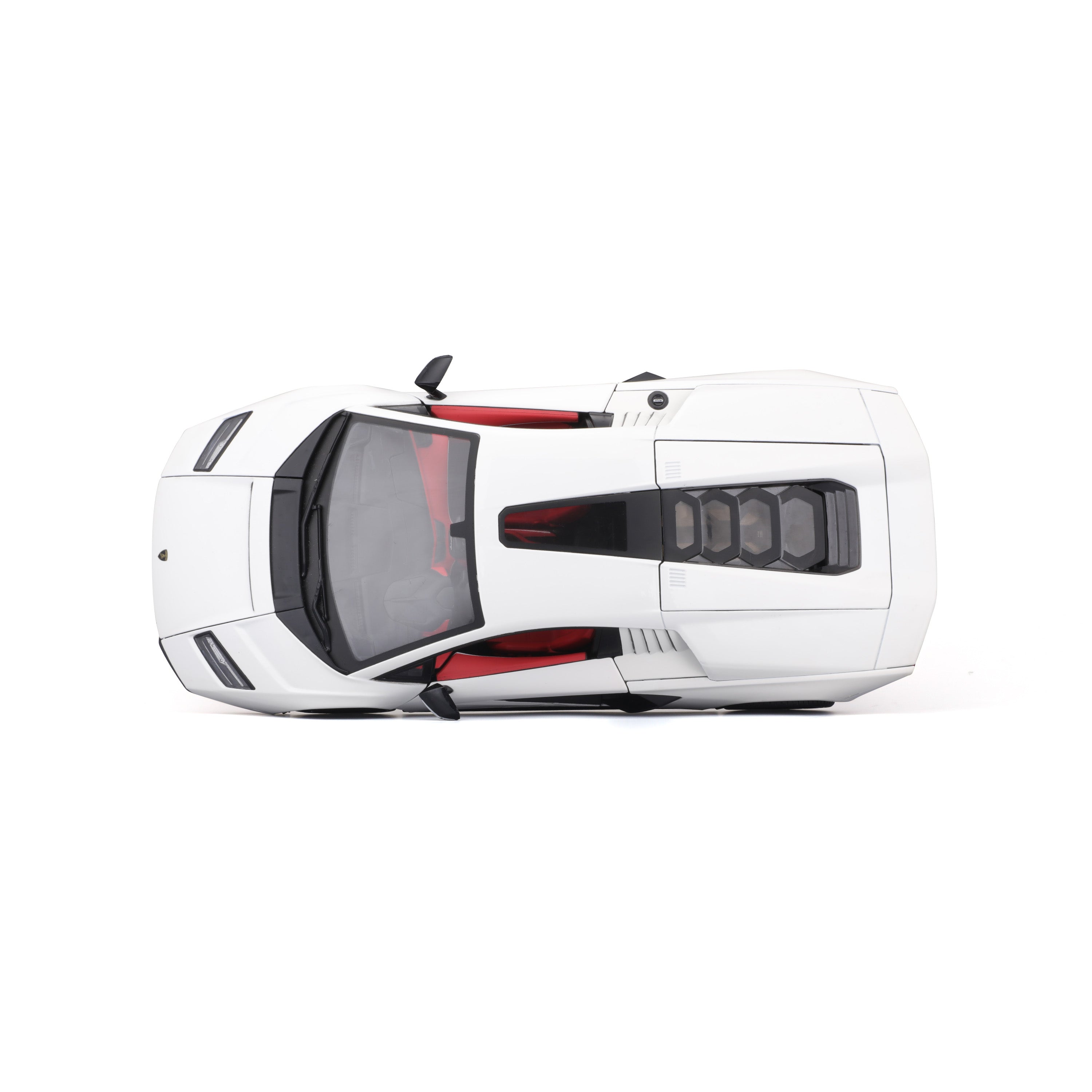 bburago-lamborghini-countach-lpi-800-4-1-18-diecast-bianca-signature-series image 7