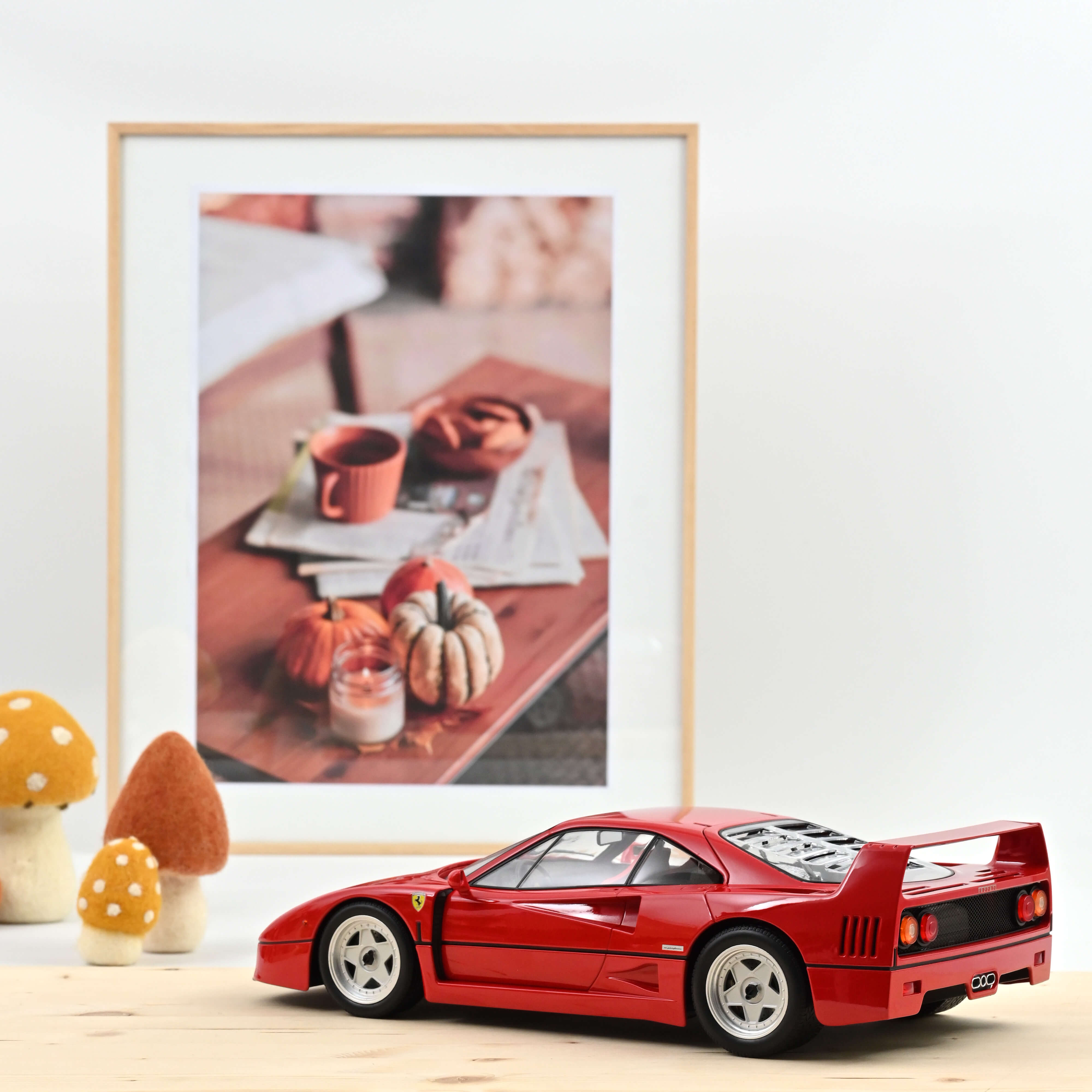 norev-ferrari-f40-1987-rouge-1-12-grande-scala image 2