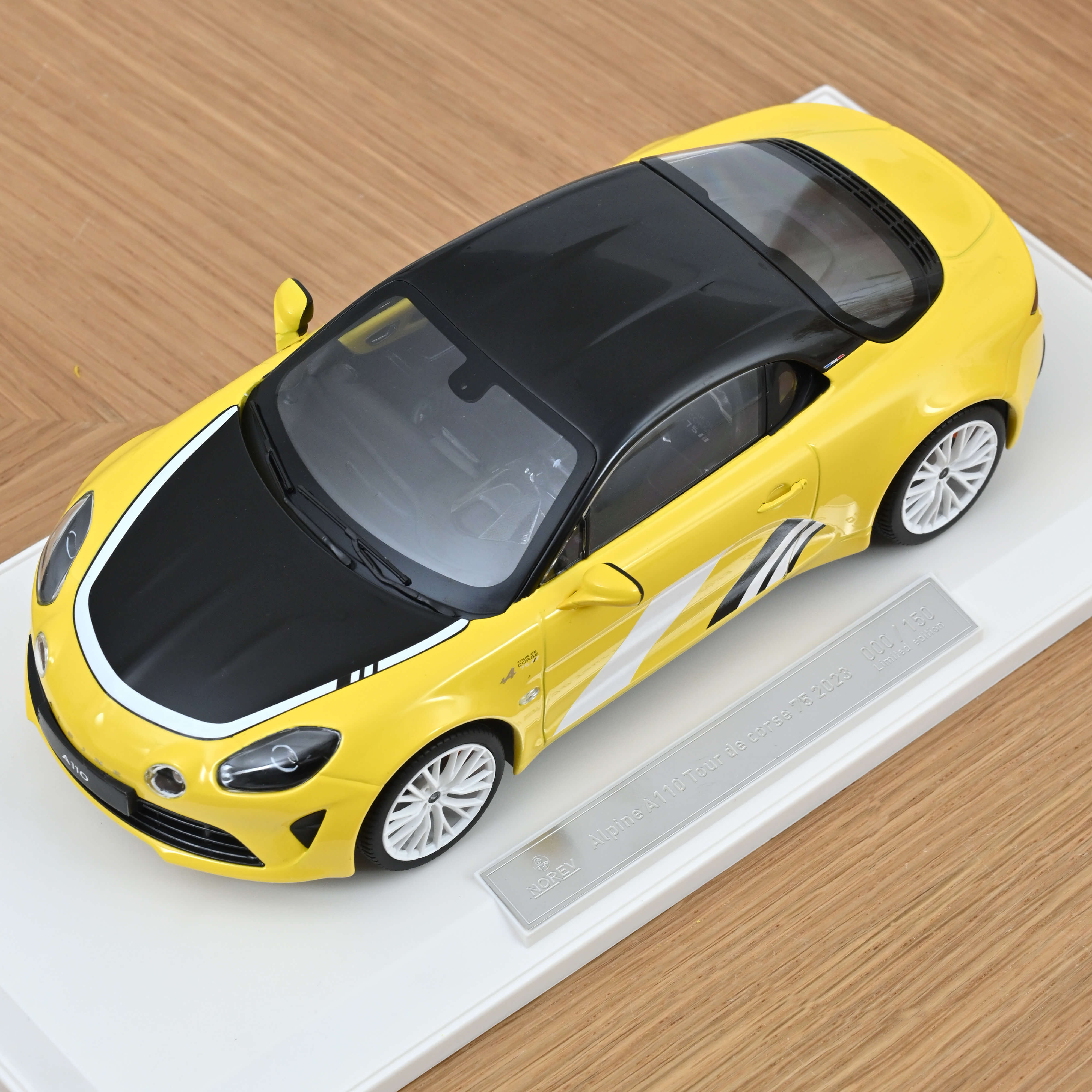 norev-alpine-a110-tour-de-corse-75-2023-gialla-1-18-modellino-150-pz image 4