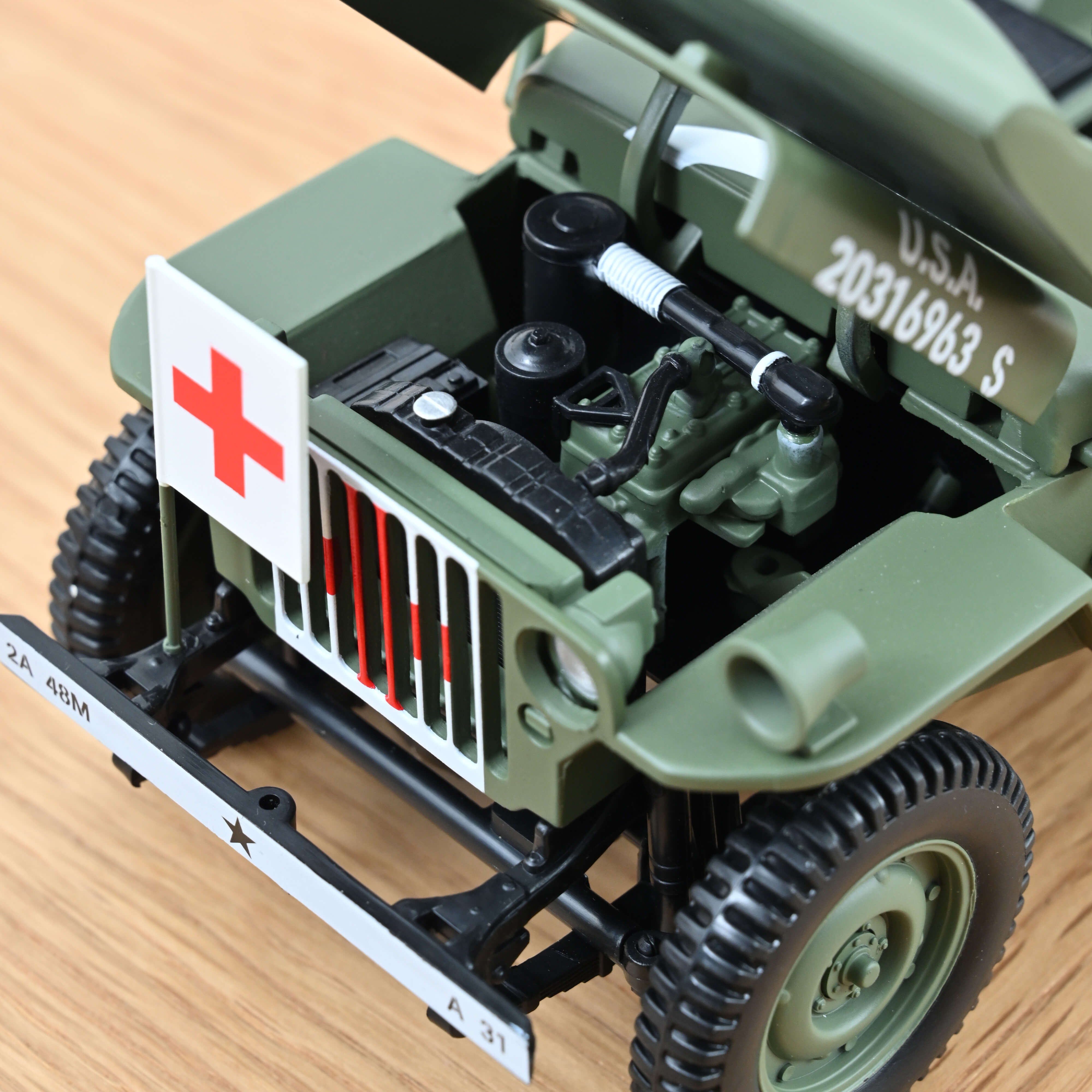 norev-jeep-militaire-1944-ambulance-1-18-edizione-limitata-200-pz image 4