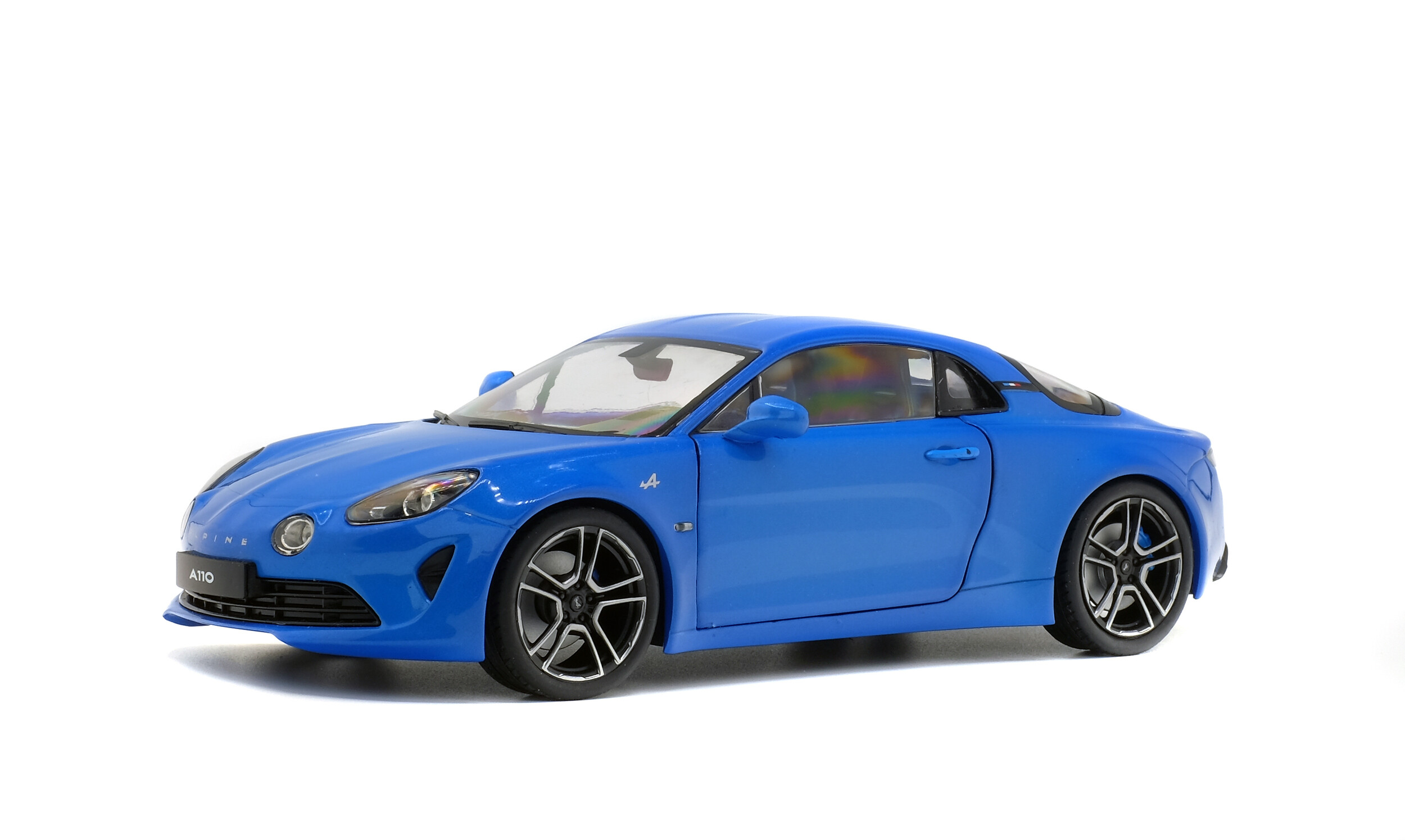 solido-alpine-a110-premiere-edition-bleu-alpine-2017-scala-1-18 image 2