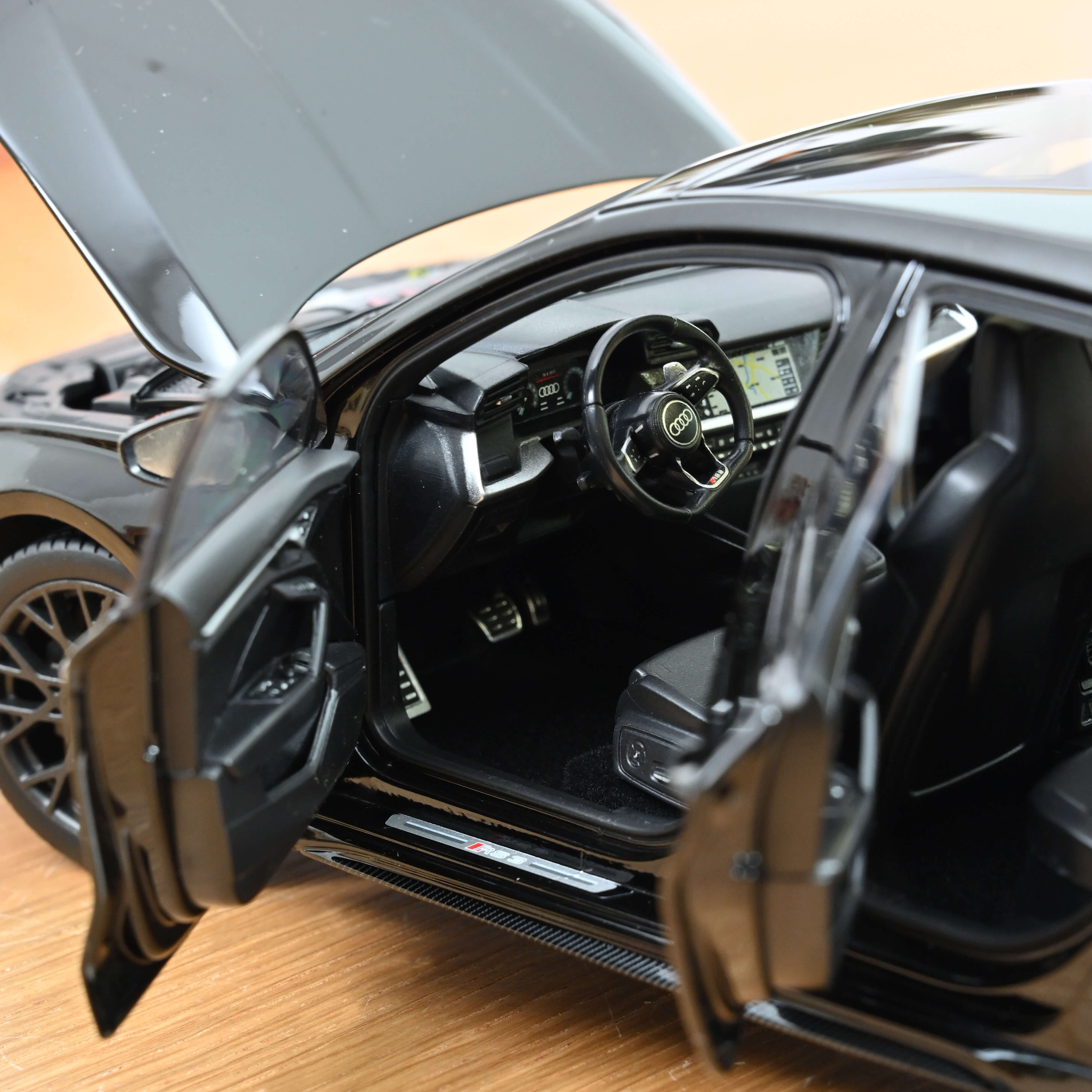 norev-audi-rs-3-sportback-2025-noir-mythe-1-18-modellino-auto-con-pack-black image 4