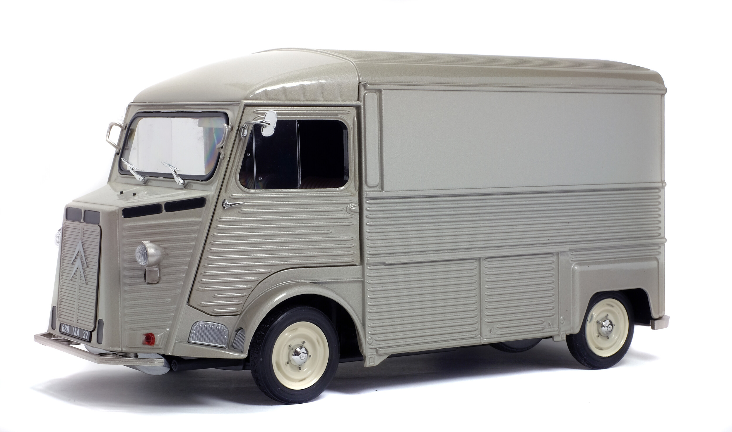 solido-citro-n-type-hy-civil-1969-modellino-furgone-1-18-grigio-metallizzato image 1