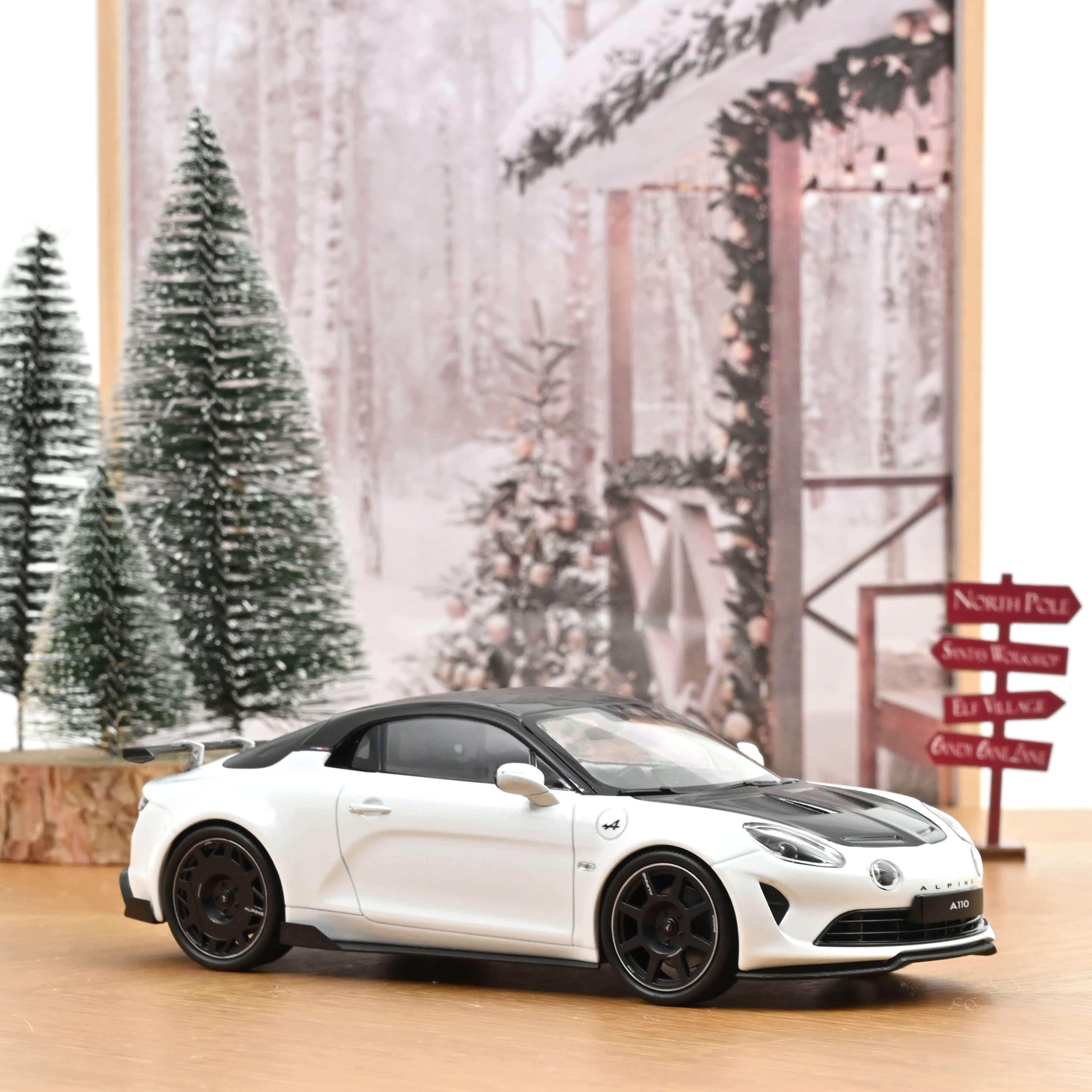 norev-alpine-a110-r-2024-modellino-auto-1-18-bianco-iridescente image 1