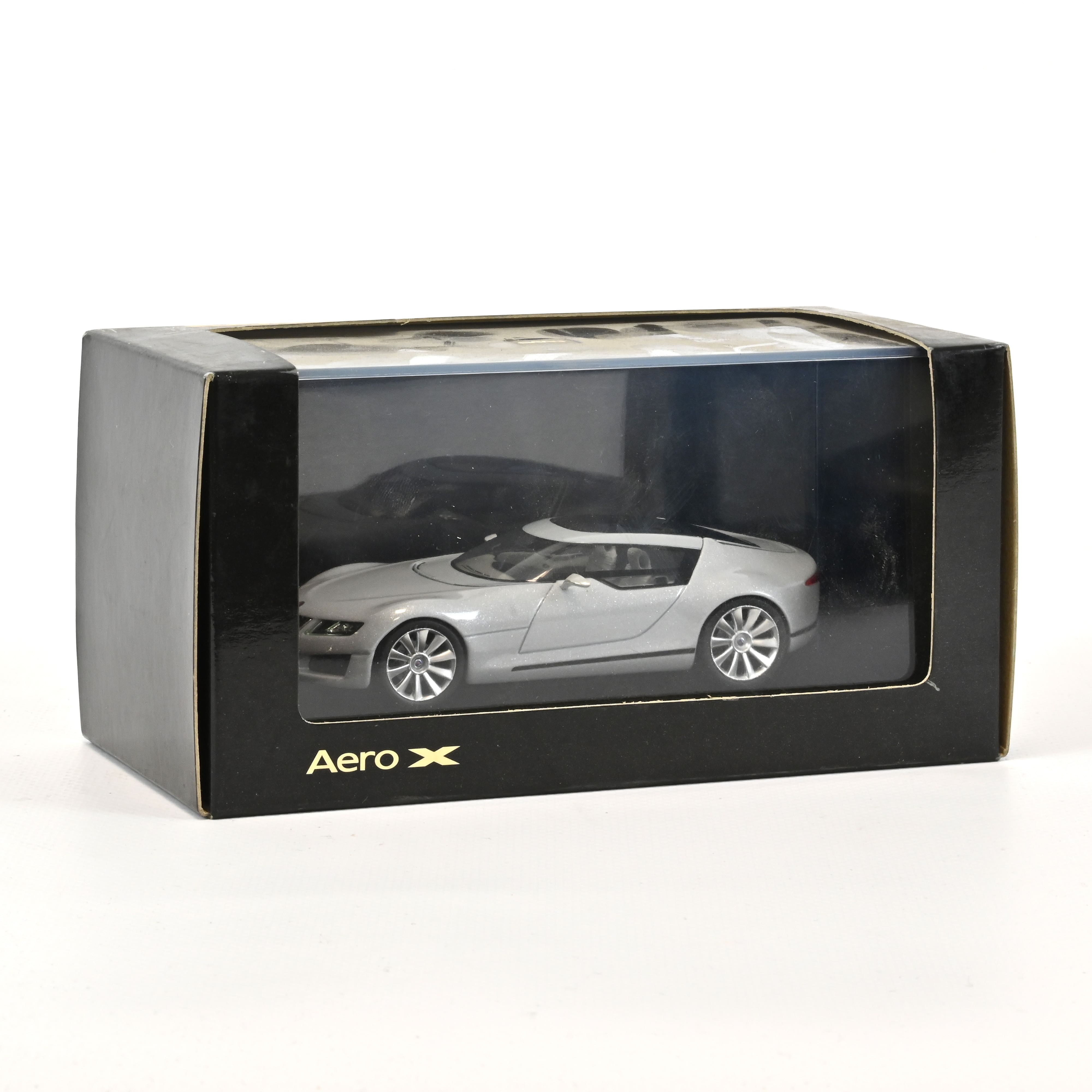 norev-saab-aero-x-blanche-neige-modellino-auto-1-43-bianco-neve image 1
