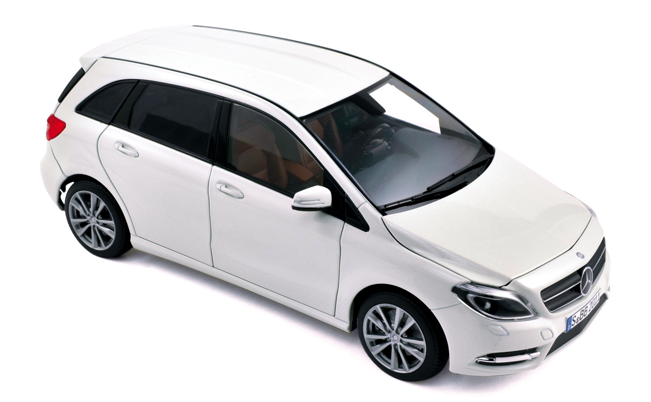 norev-mercedes-benz-b180-2011-modellino-1-18-bianco image 1