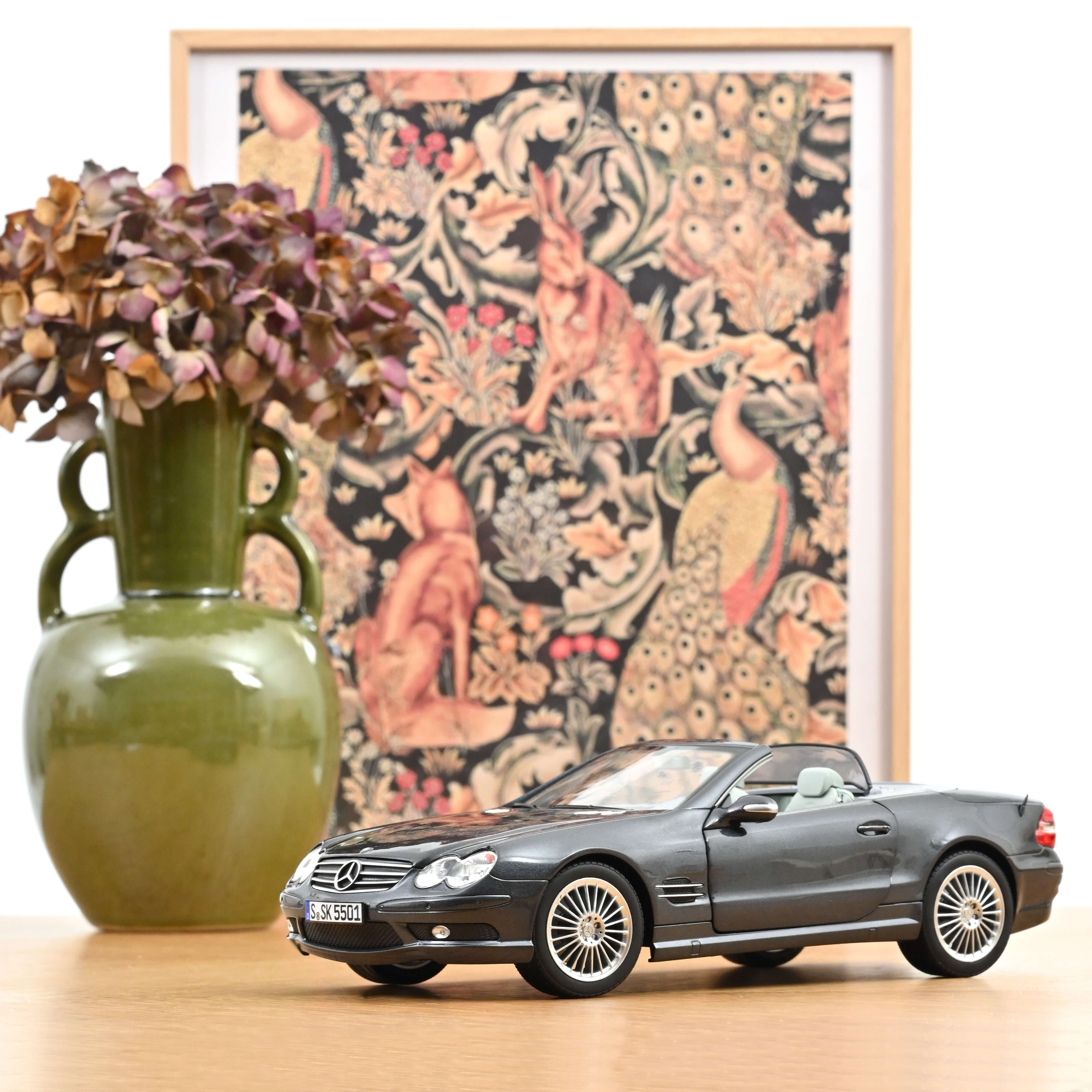 norev-mercedes-benz-sl-55-amg-2003-modellino-1-18-gris-tactite-metallizzato-200- image 1