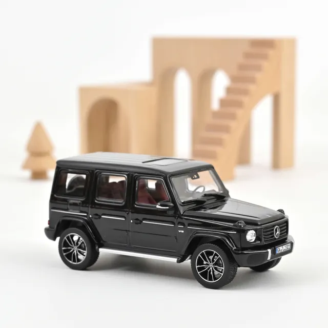 norev-mercedes-benz-classe-g-2025-w465-1-43-noir-obsidian-modellino-suv-da-colle image 1
