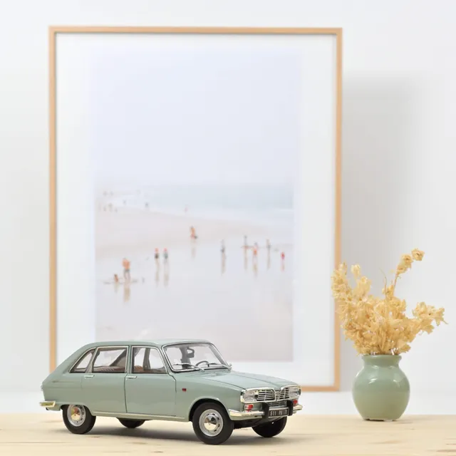 norev-renault-16-r16-1968-blu-chiaro-1-18-modellino-die-cast image 1