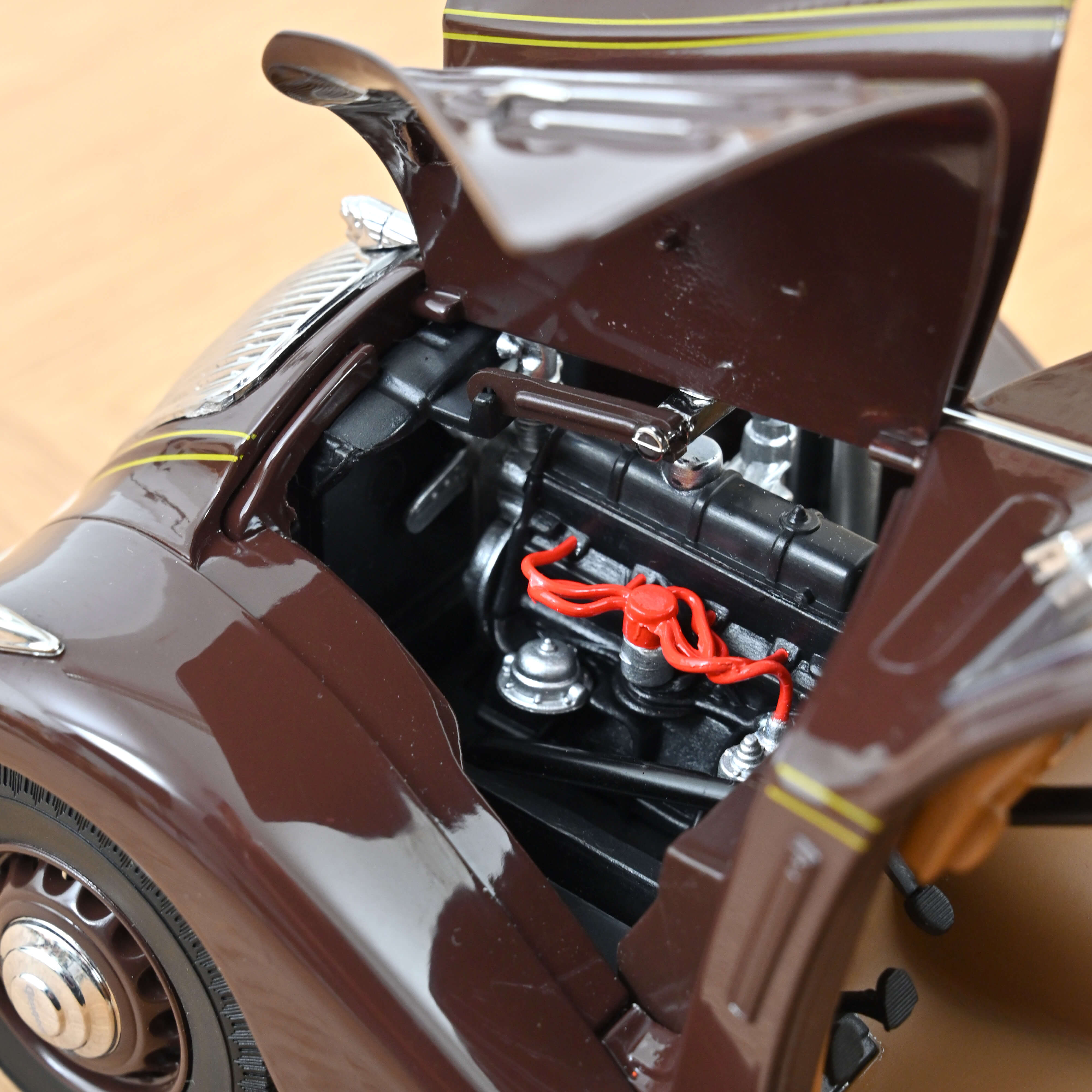 norev-peugeot-402-eclipse-1937-chocolat-cabrio-tetto-retrattile-1-18 image 7