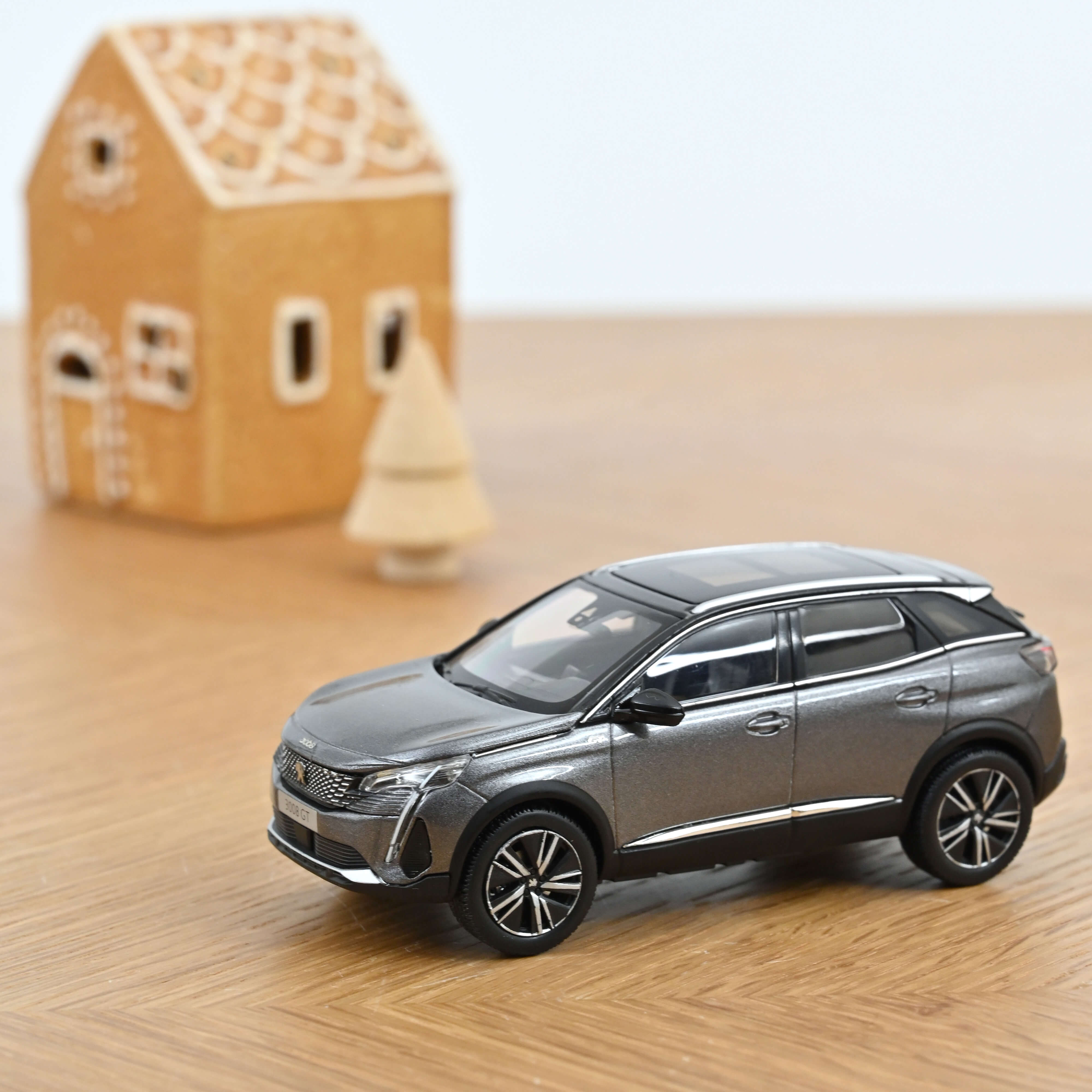 norev-peugeot-3008-gt-gris-platine-2020-1-43-modellino image 1