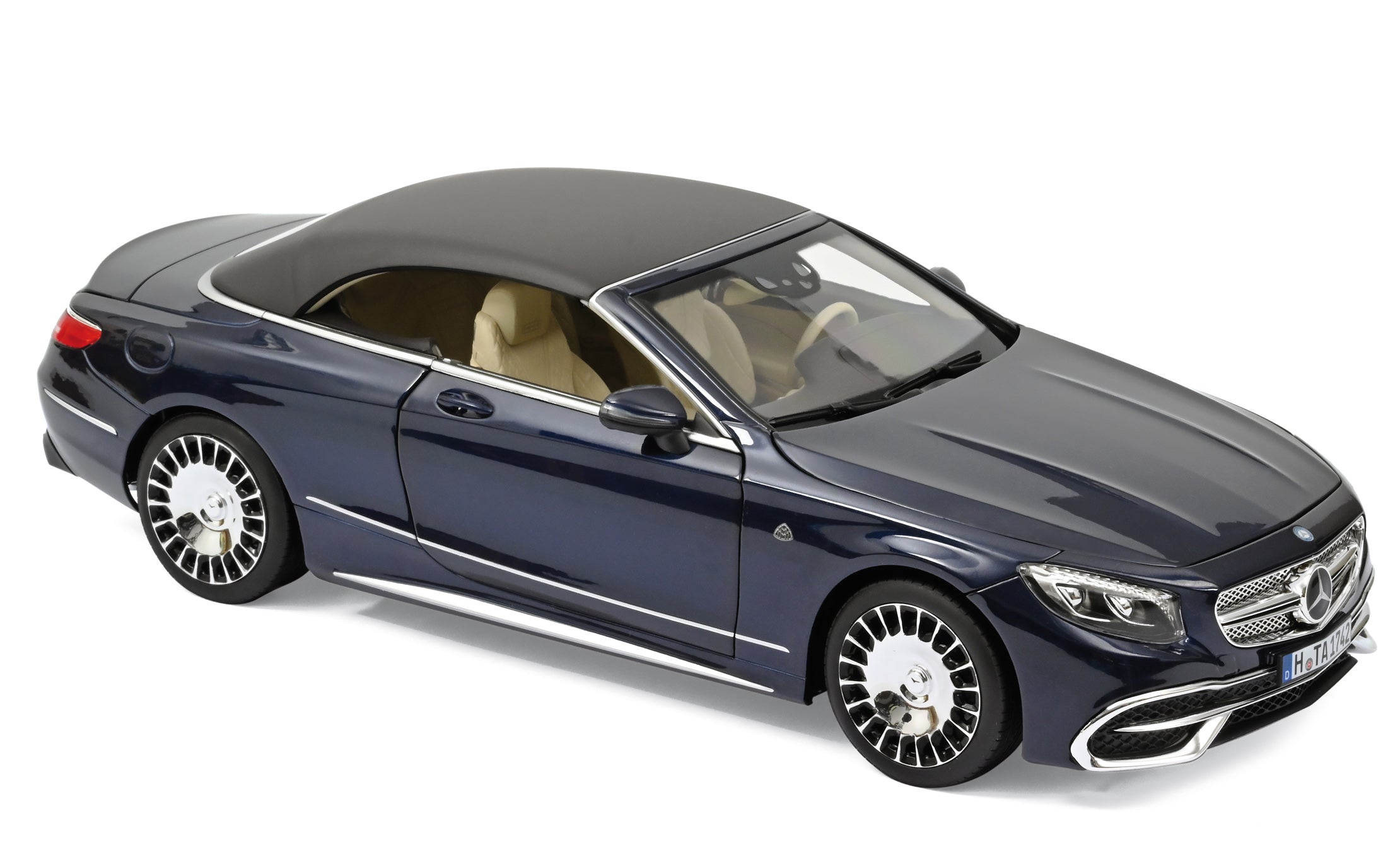 norev-mercedes-maybach-s650-cabriolet-2018-blu-scuro-metallizzato-1-18-modellino image 1