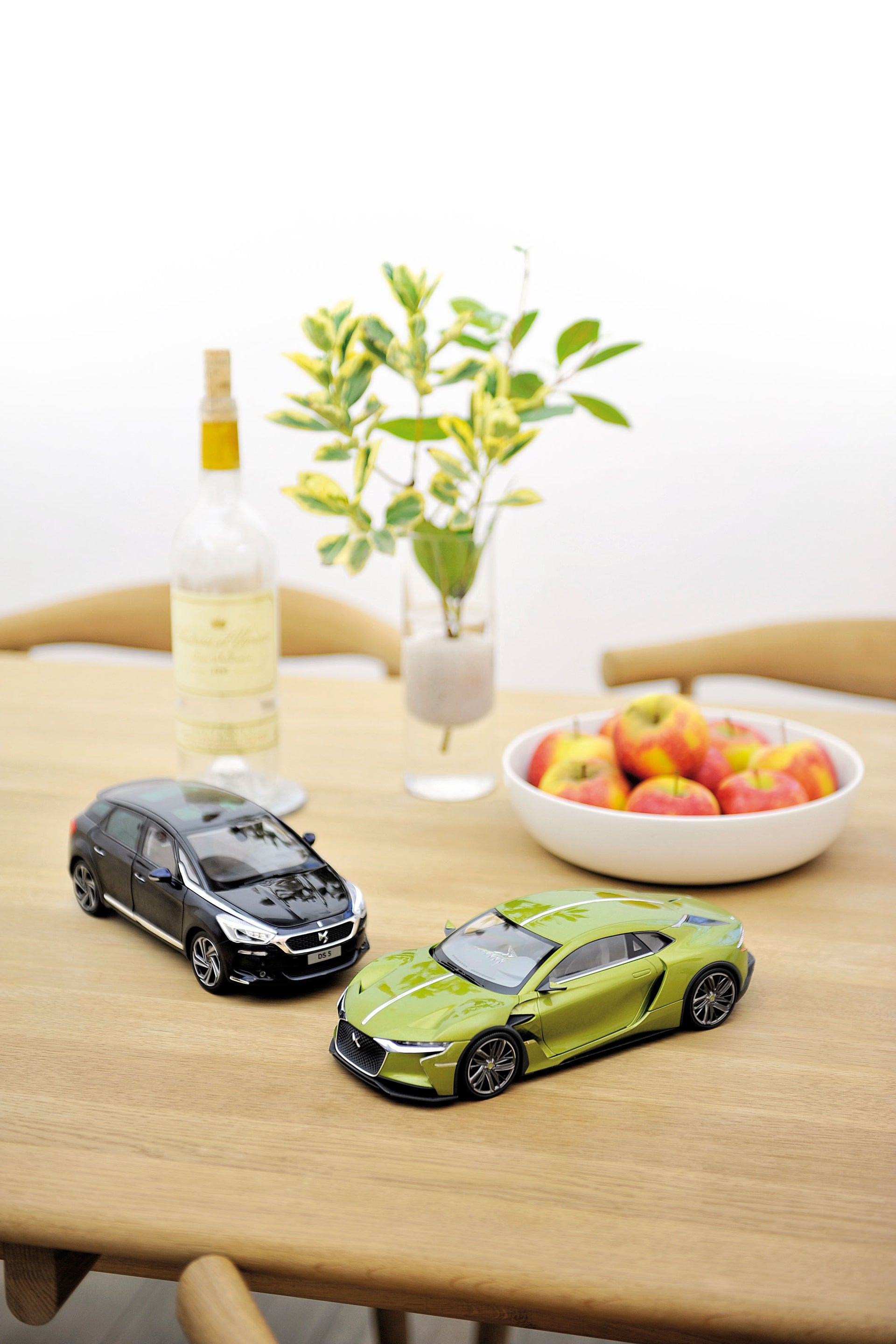 norev-ds-5-2015-ink-blue-1-18-automodello-die-cast-da-collezione image 1