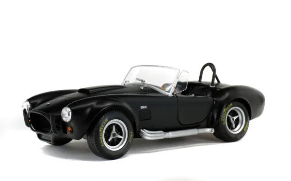 solido-shelby-cobra-427-s-c-nero-opaco-1965-modellino-auto-sportiva-1-18 image 1