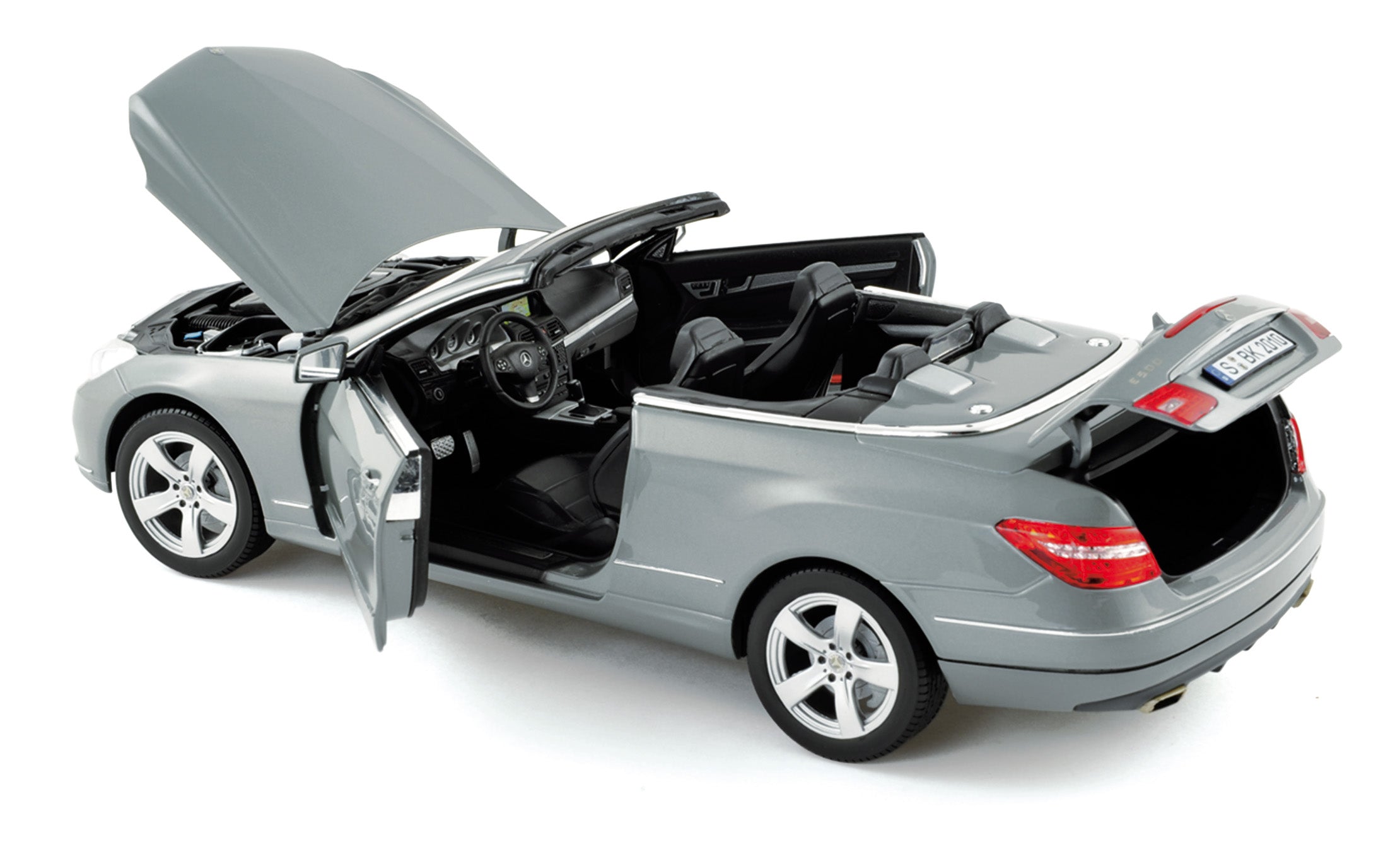 norev-mercedes-benz-e500-cabriolet-2010-argent-palladium-1-18 image 2