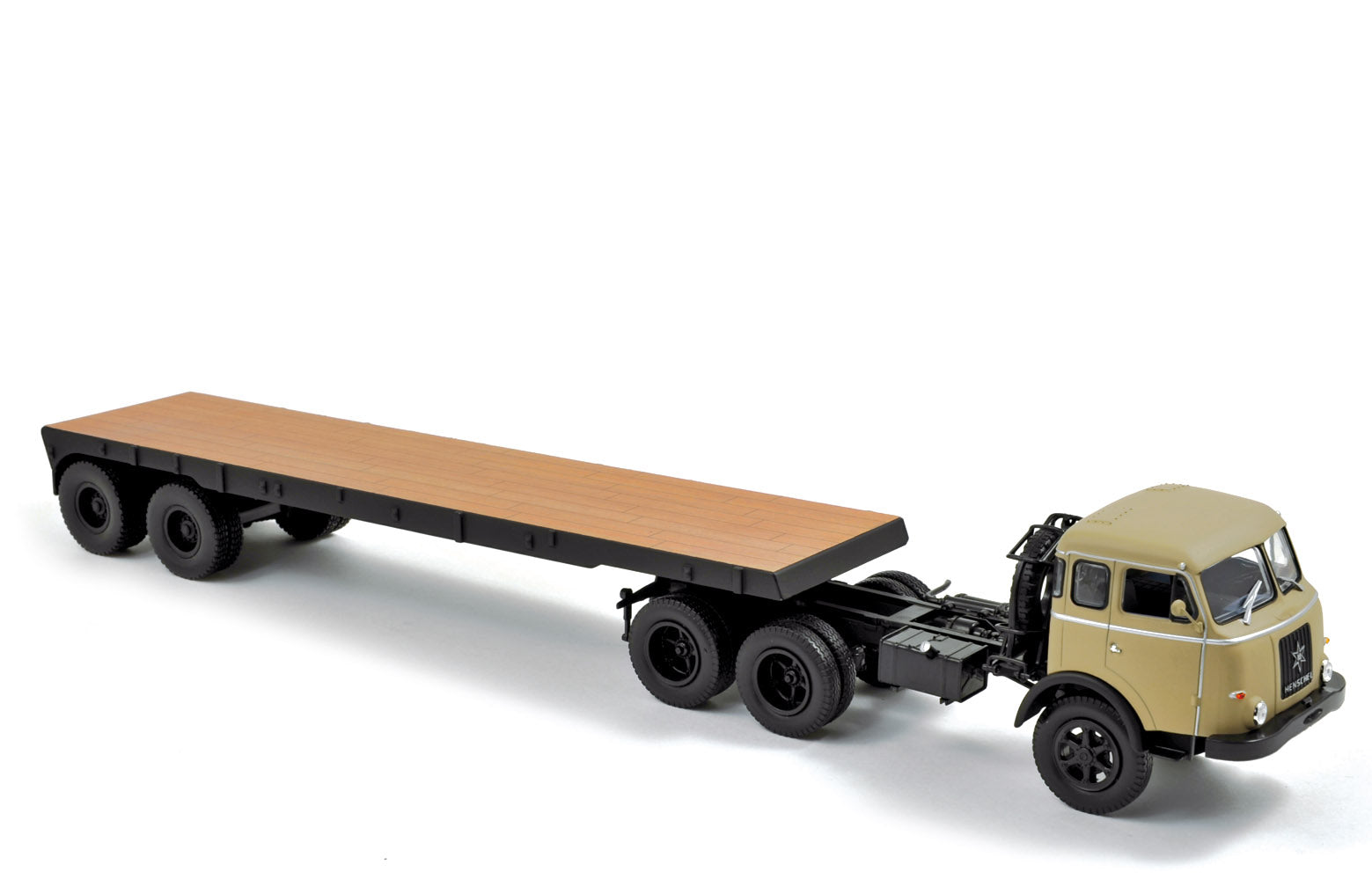 norev-henschel-hs3-180-tas-1956-beige-modellino-camion-1-43 image 1