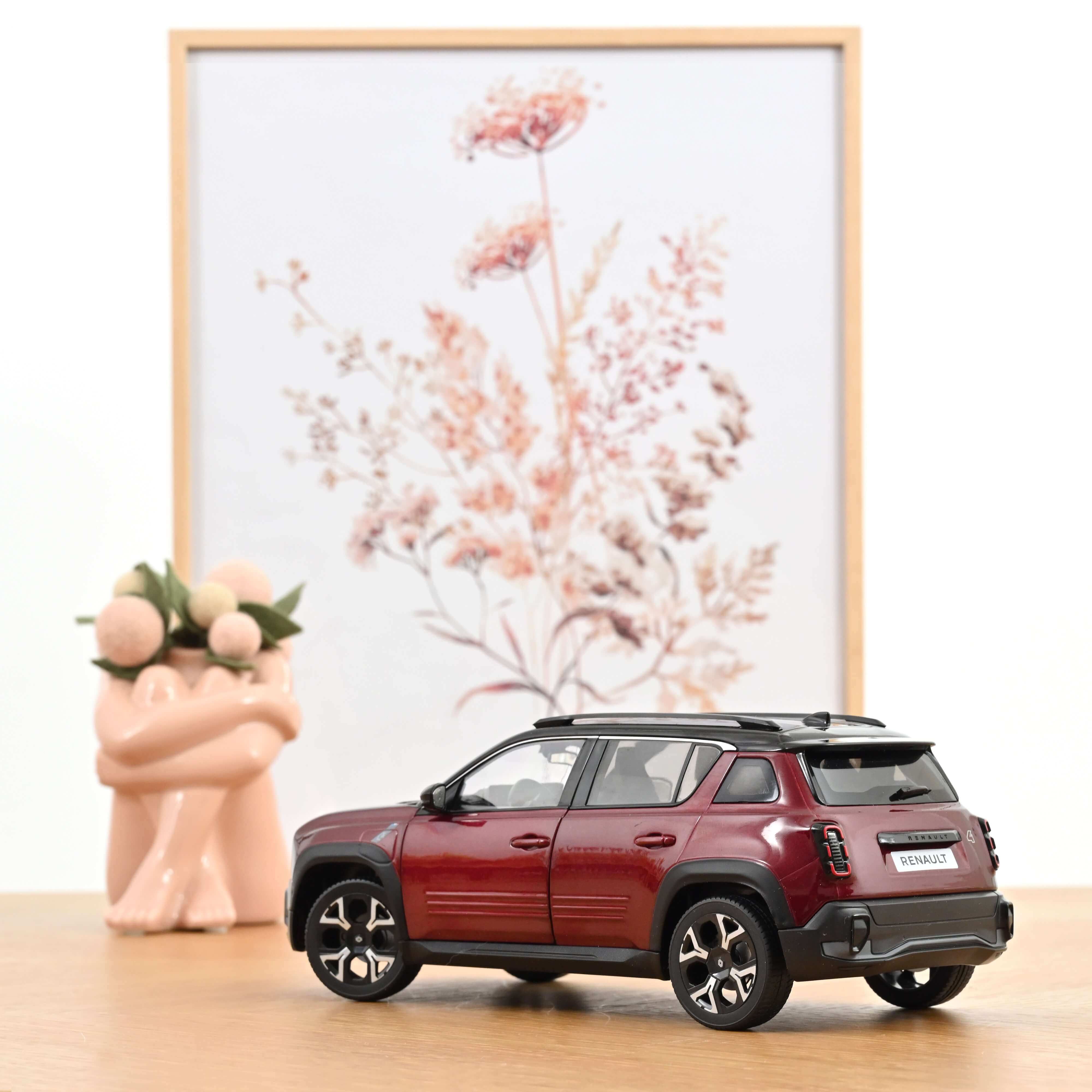 norev-renault-4-e-tech-lectrique-2025-rosso-carminio-1-18-serie-limitata-300-pez image 3