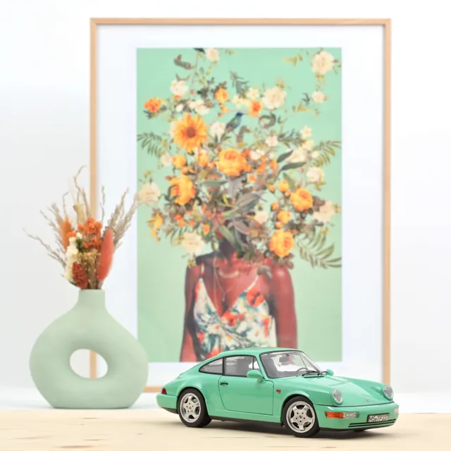 norev-porsche-911-carrera-2-964-1992-modellino-auto-1-18-verde-menta image 1