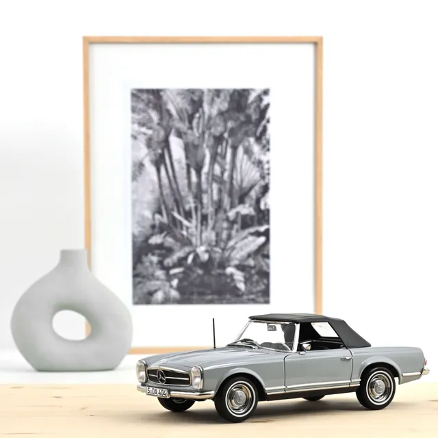 norev-mercedes-benz-230-sl-1963-pagoda-1-18-grigio-arabo image 1