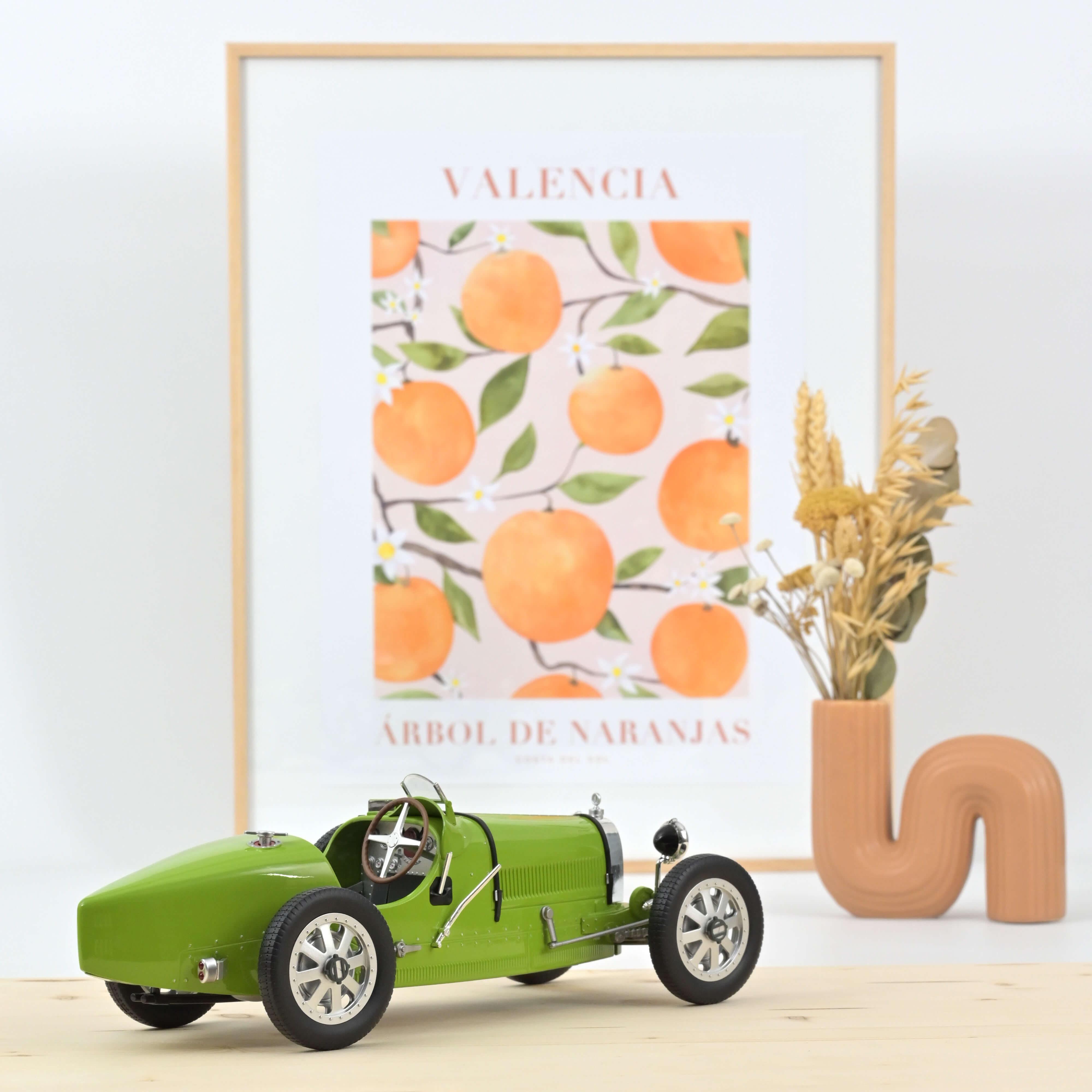 norev-bugatti-type-35-1925-verde-oliva-1-12-edizione-limitata-100-pezzi image 2