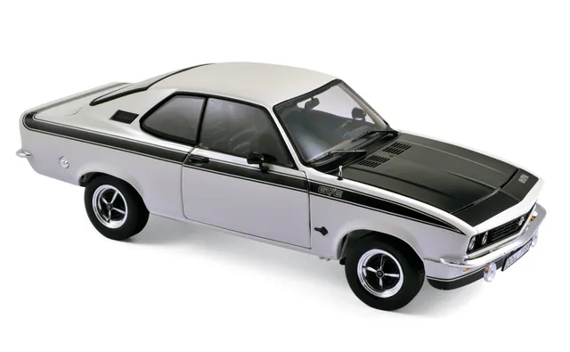 norev-opel-manta-gt-e-1975-bianca-1-18 image 1