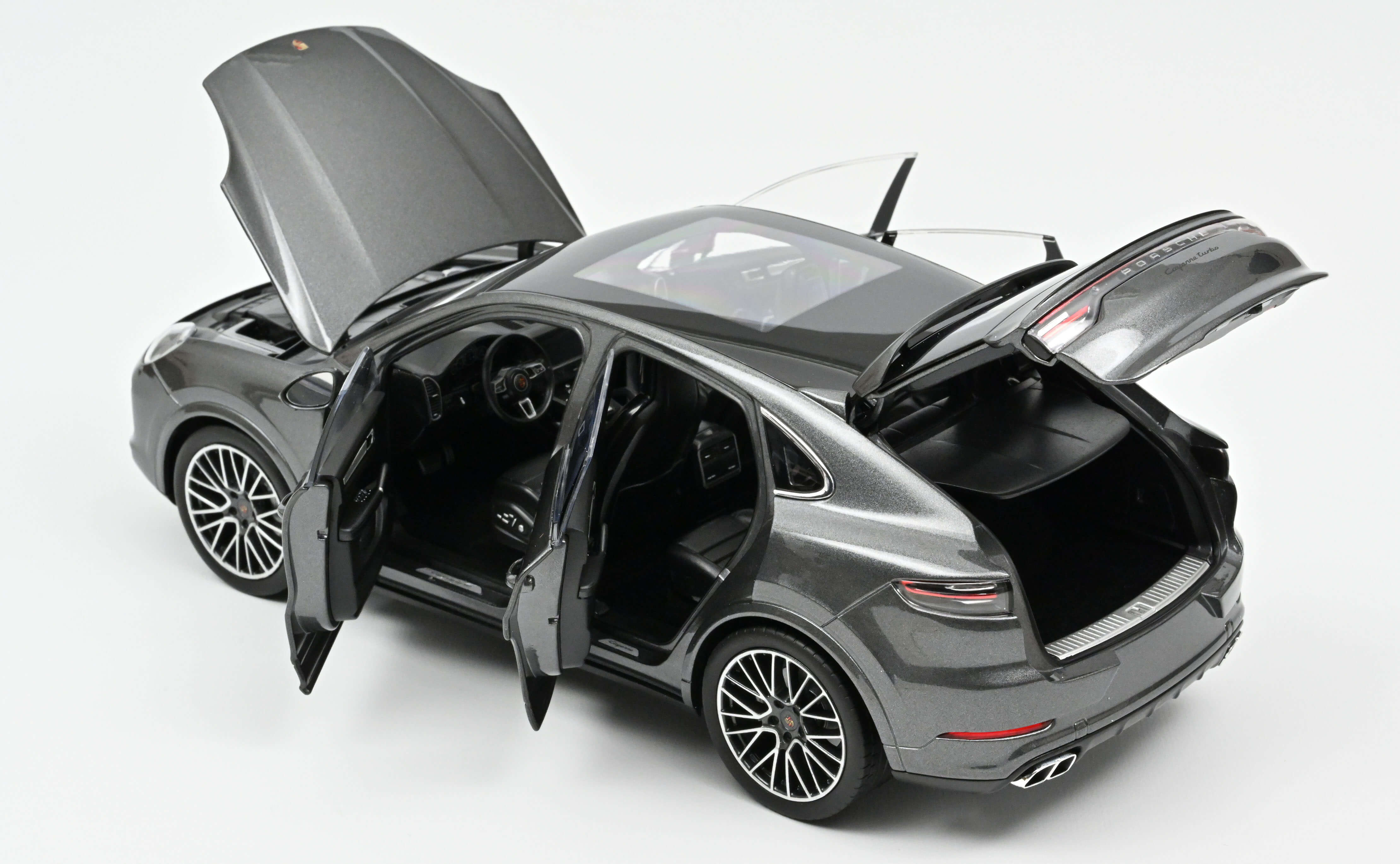 norev-porsche-cayenne-coup-turbo-2019-grigio-scuro-metallizzato-modellino-1-18-2 image 2