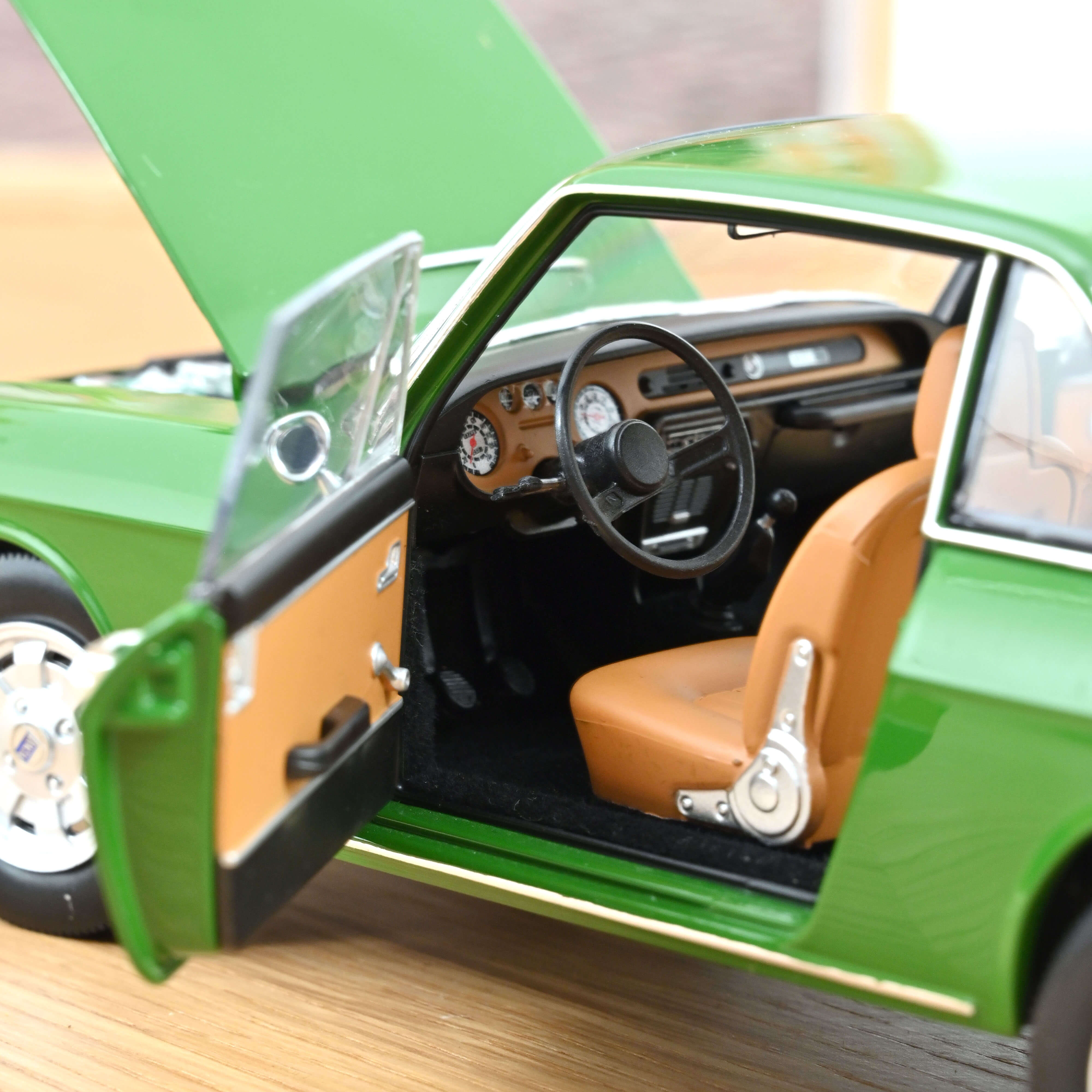 norev-lancia-fulvia-3-1975-verde-dublino-1-18-modellino-auto-d-epoca image 5
