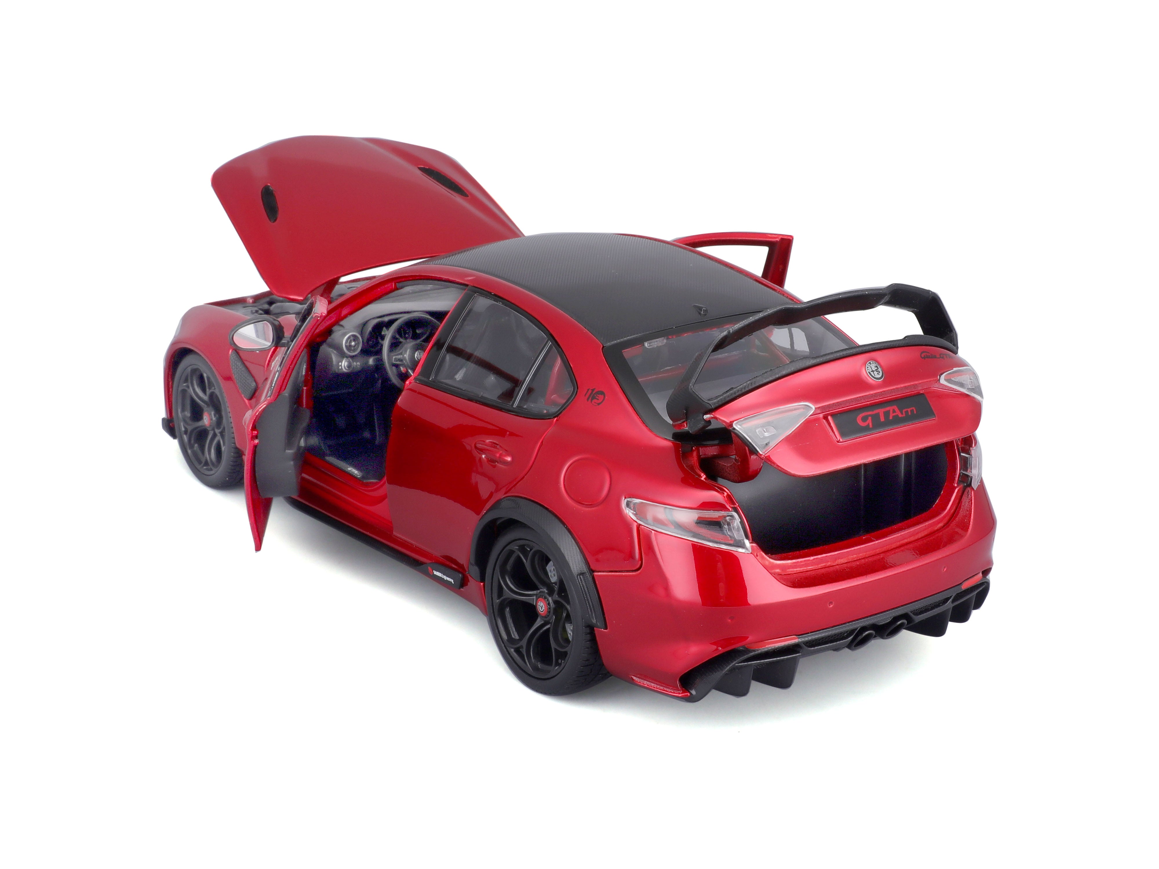 bburago-alfa-romeo-giulia-gtam-2020-rossa-metallizzata-1-18 image 6