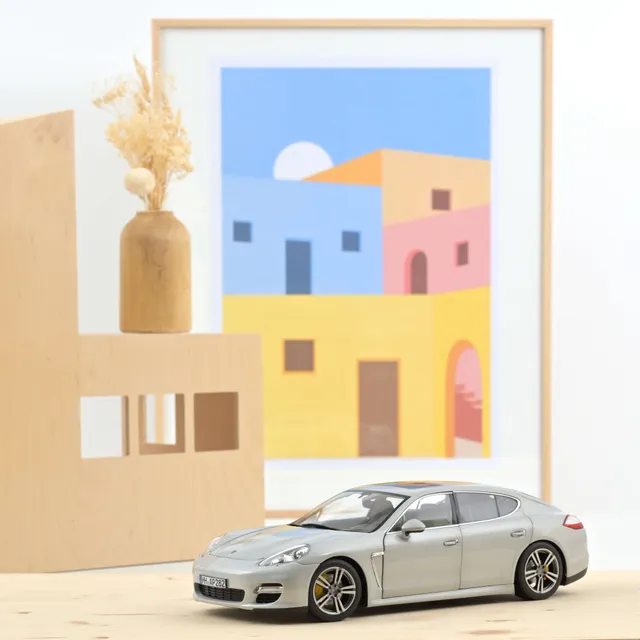 norev-porsche-panamera-turbo-2009-argento-1-18 image 1