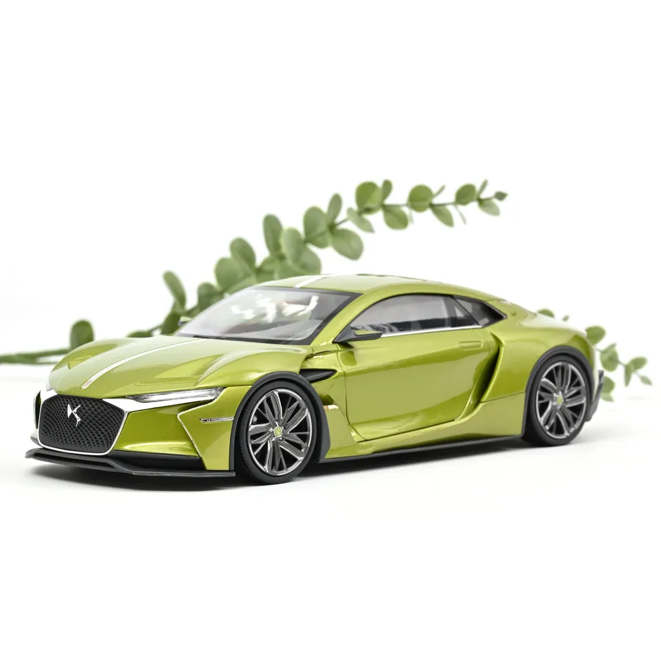 norev-ds-e-tense-concept-gen-ve-2016-modellino-auto-1-18 image 1