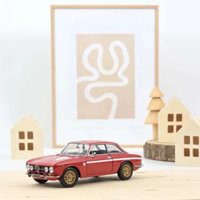 norev-alfa-romeo-1750-gtv-1970-rosso-modellino-auto-1-18-200-pezzi image 1
