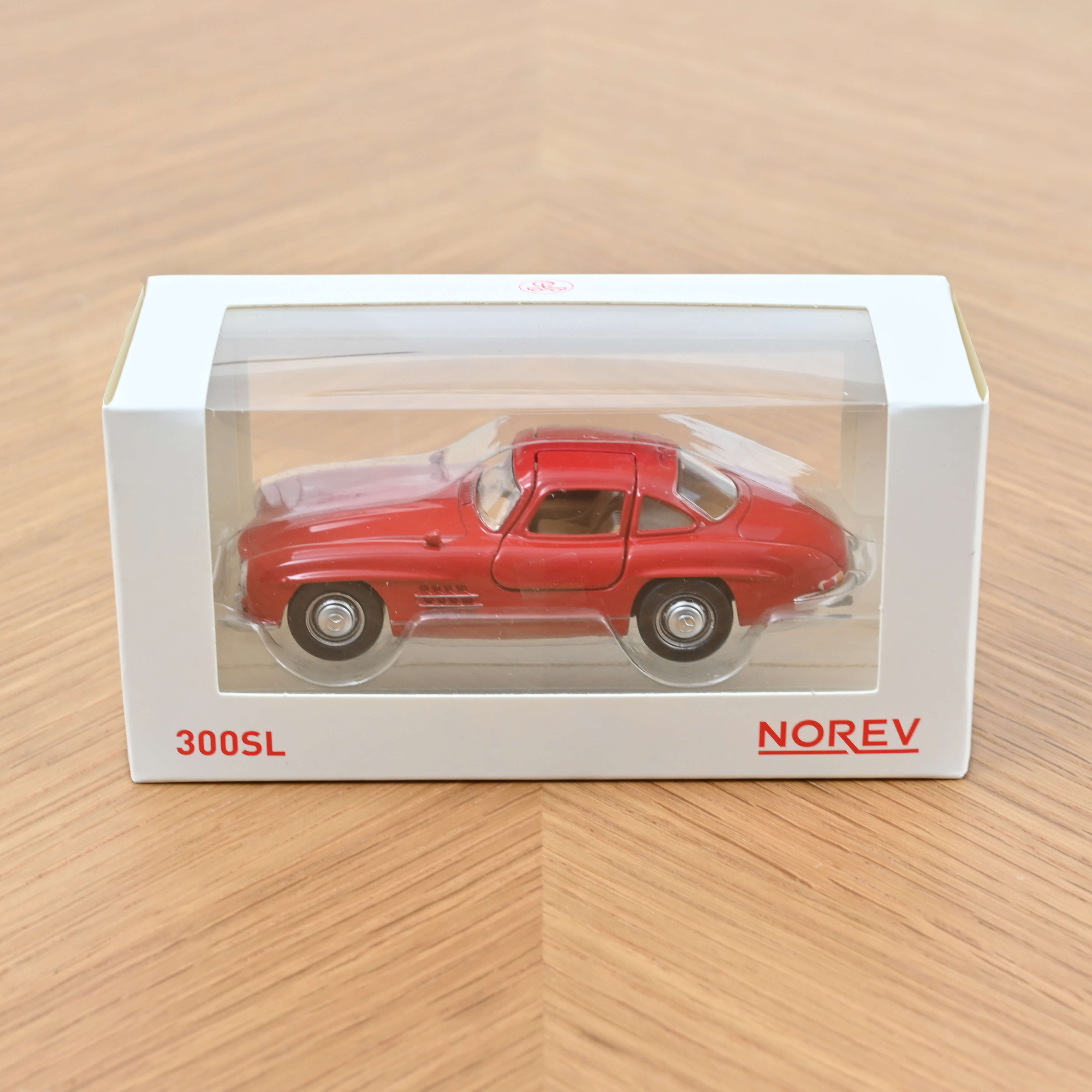 norev-mercedes-benz-300-sl-1954-fire-engine-rouge-modellino-auto-1-43 image 4