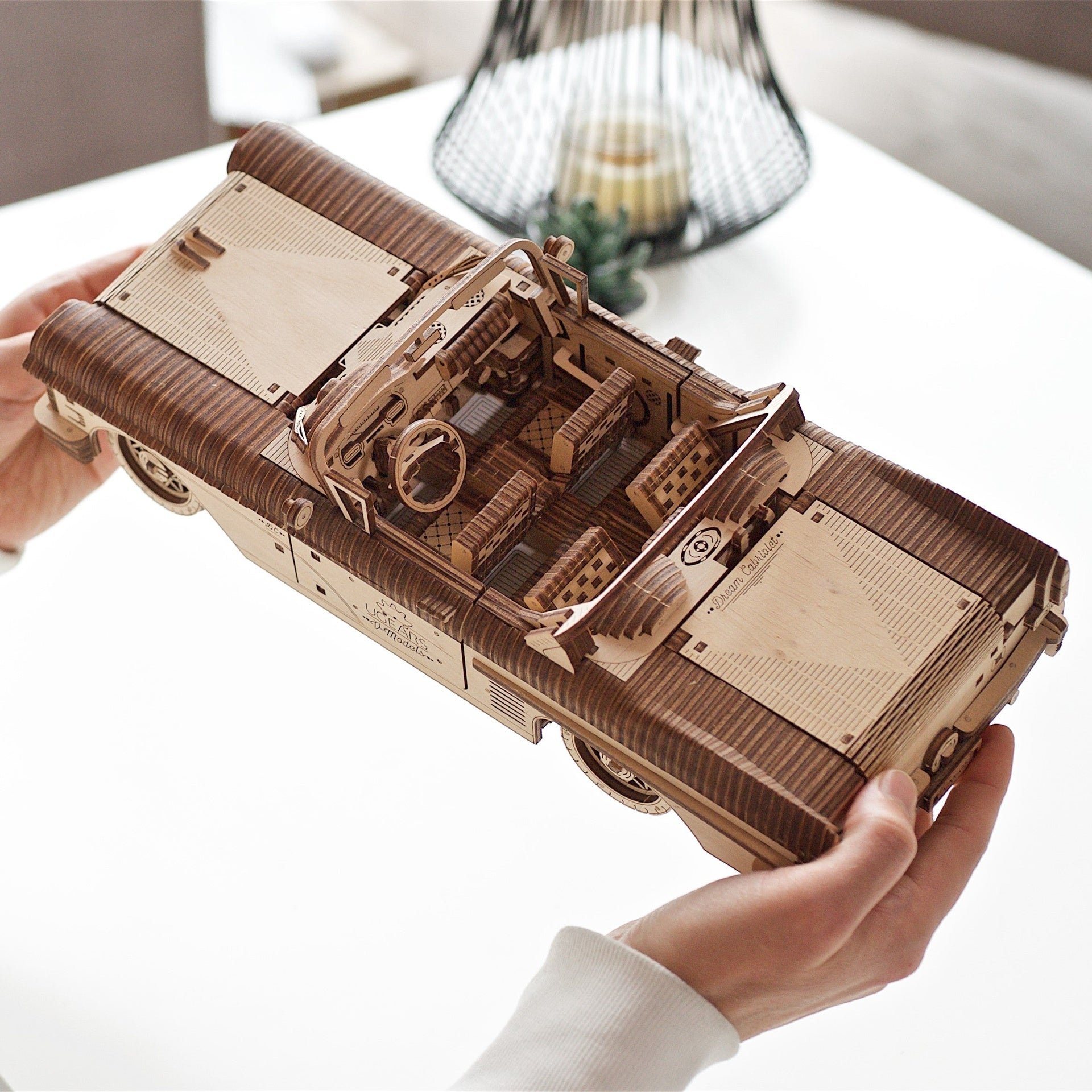 ugears-dream-cabriolet-vm-05-modello-meccanico-3d-in-legno image 7