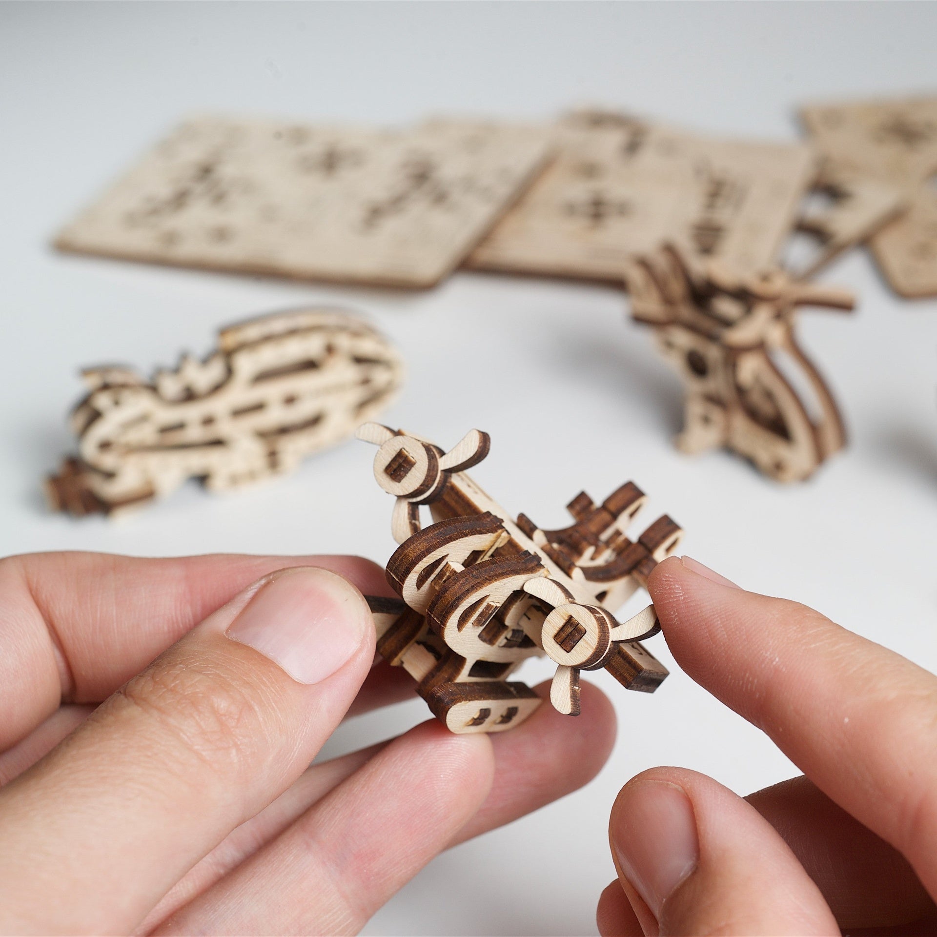 ugears-u-fidgets-aircraft-set-4-aerei-in-legno image 7