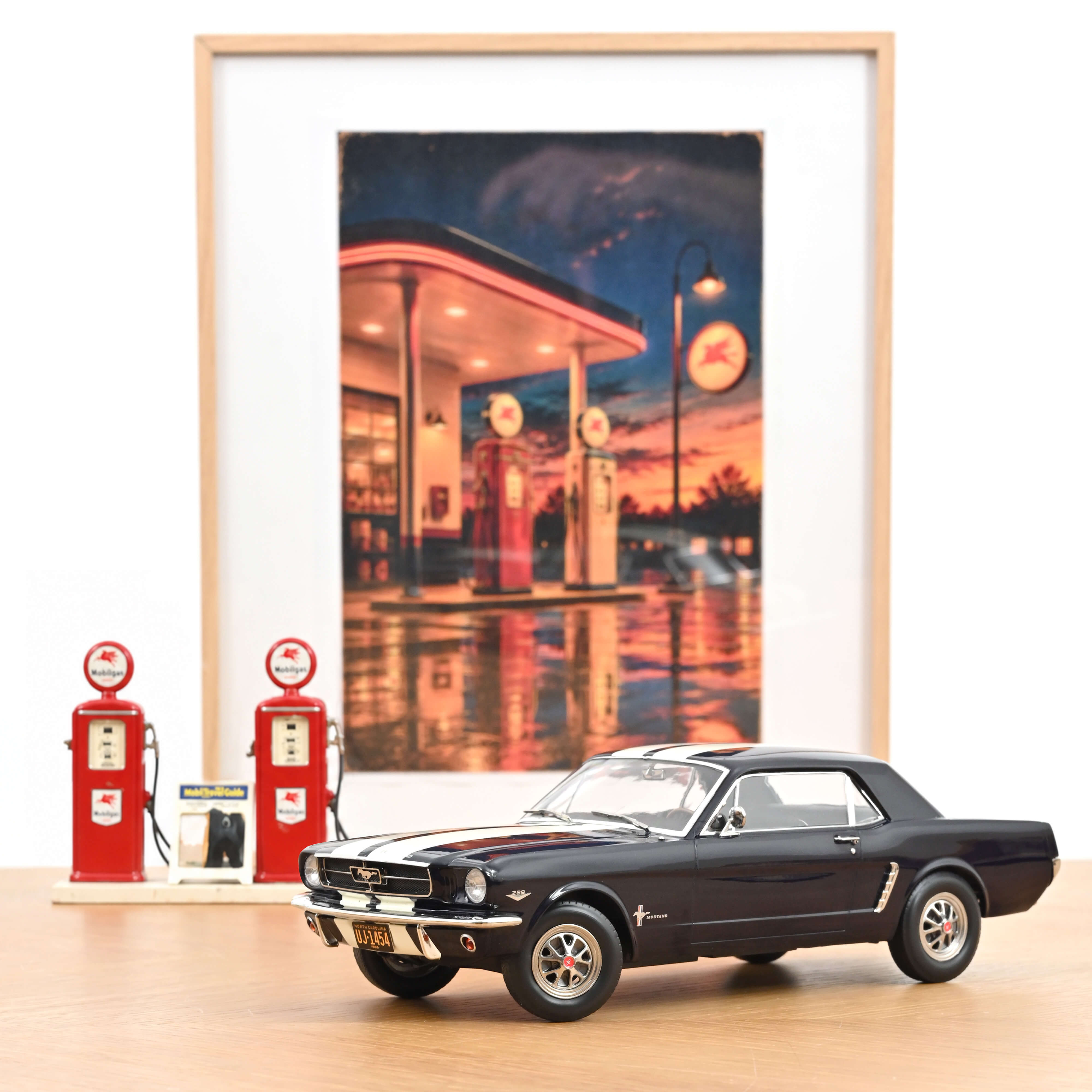 norev-ford-mustang-coup-1966-nightmist-blue-metallizzato-modellino-1-18 image 5
